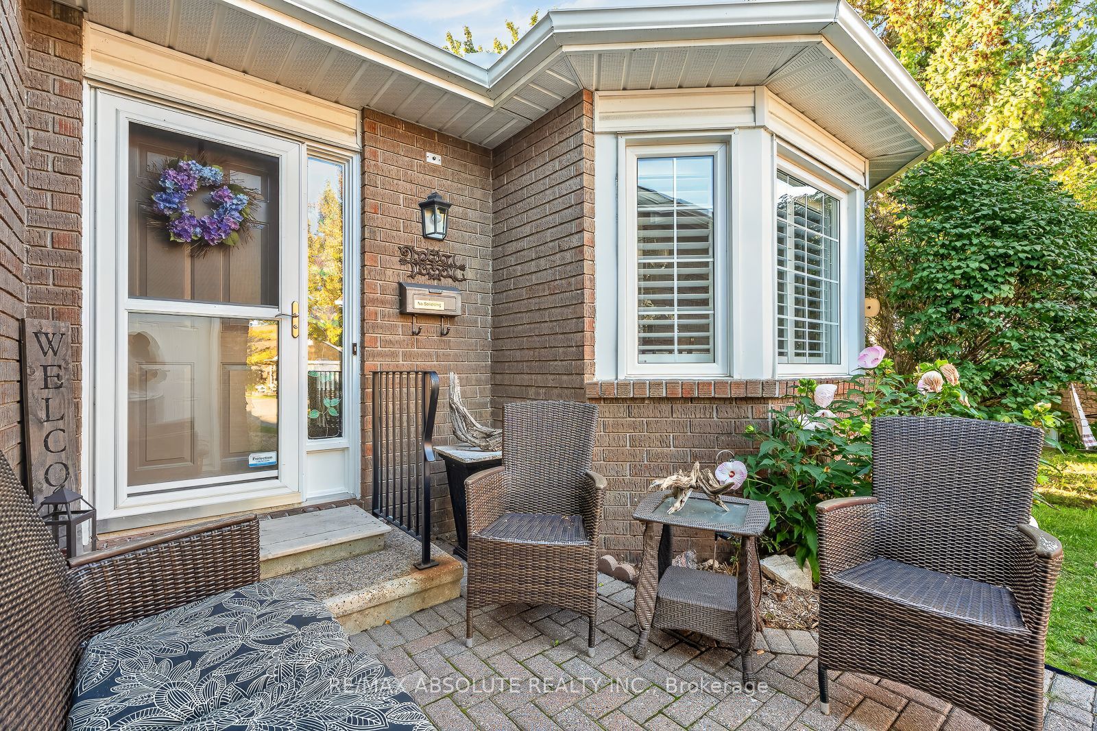 12 Oyster Bay Court Property Photo 2