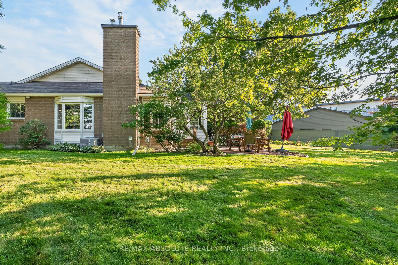 12 Oyster Bay Court Property Photo 4