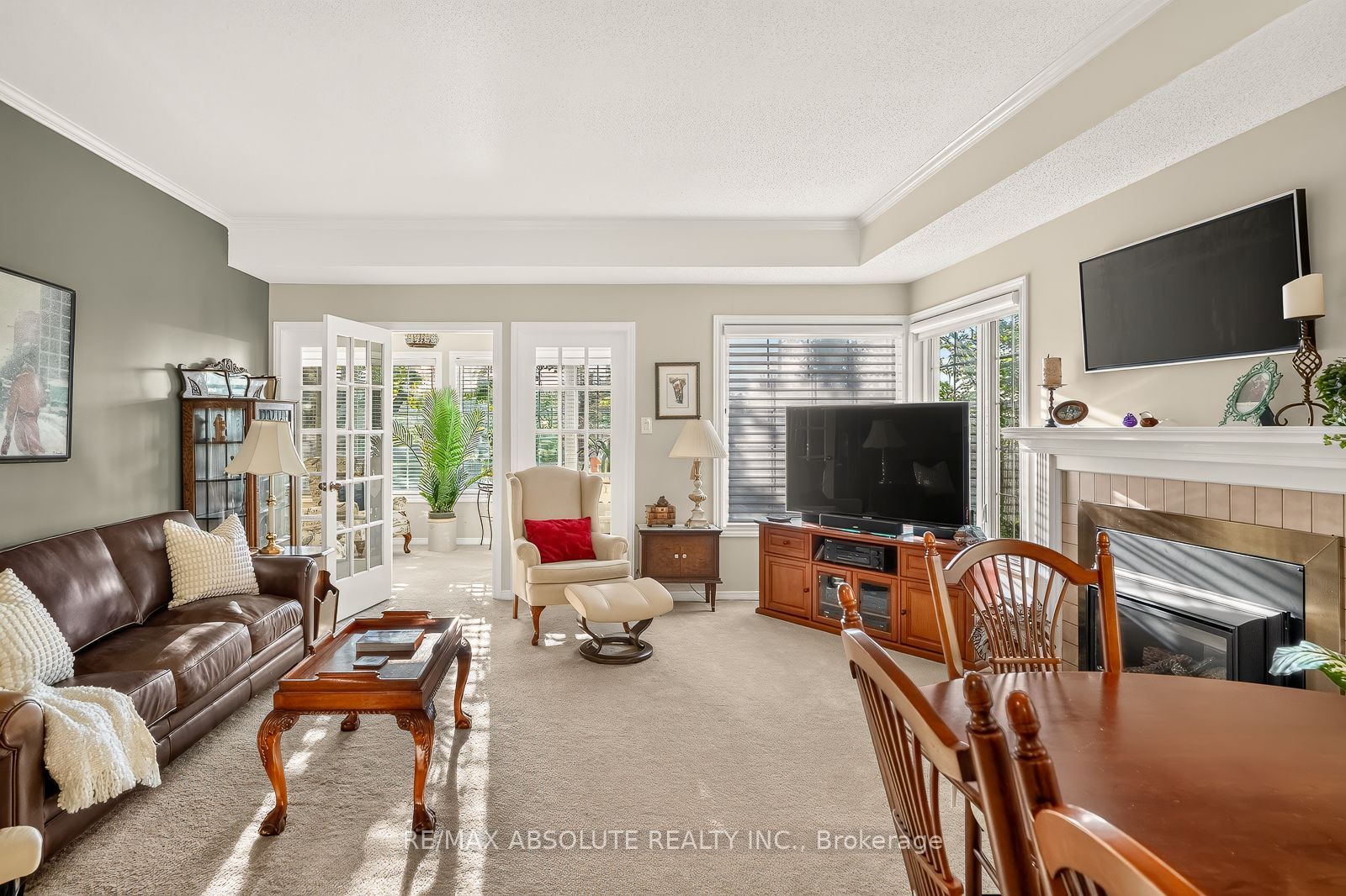 12 Oyster Bay Court Property Photo 10
