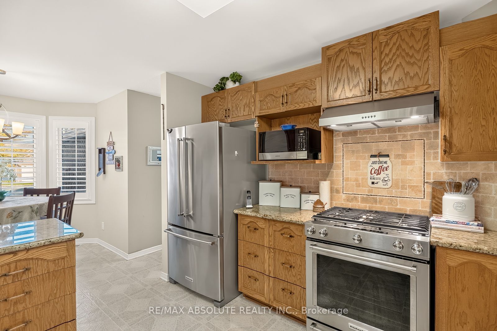 12 Oyster Bay Court Property Photo 18