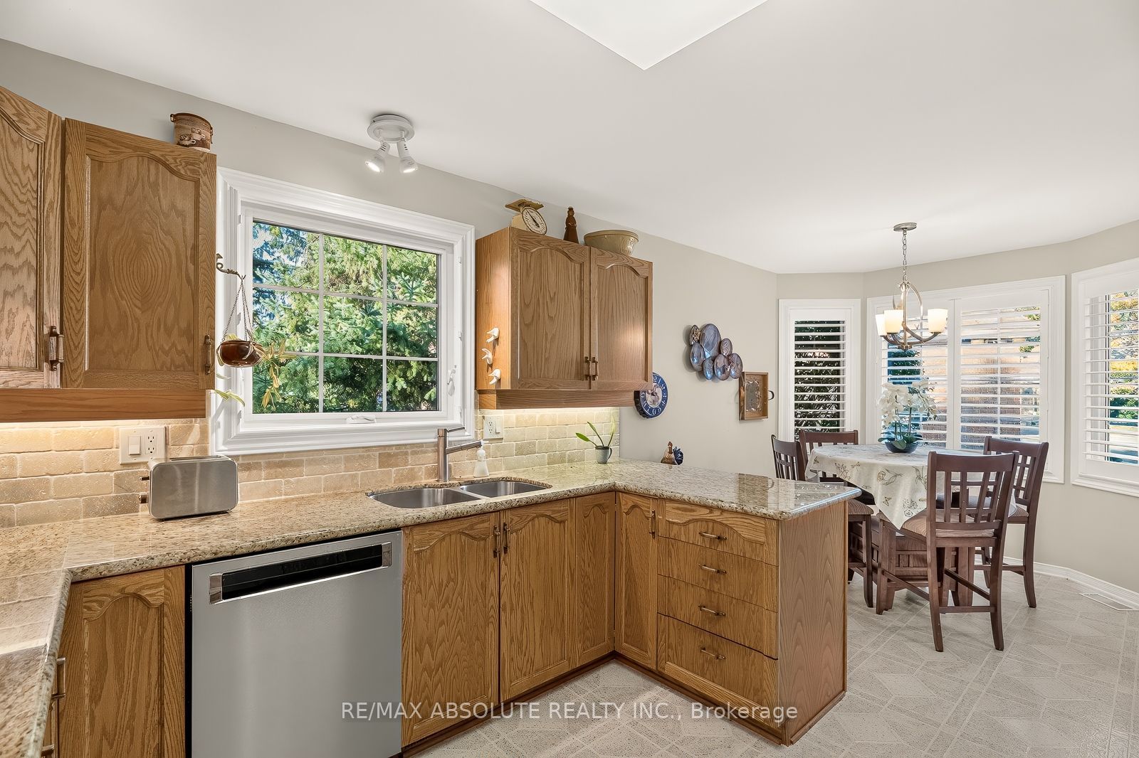 12 Oyster Bay Court Property Photo 19