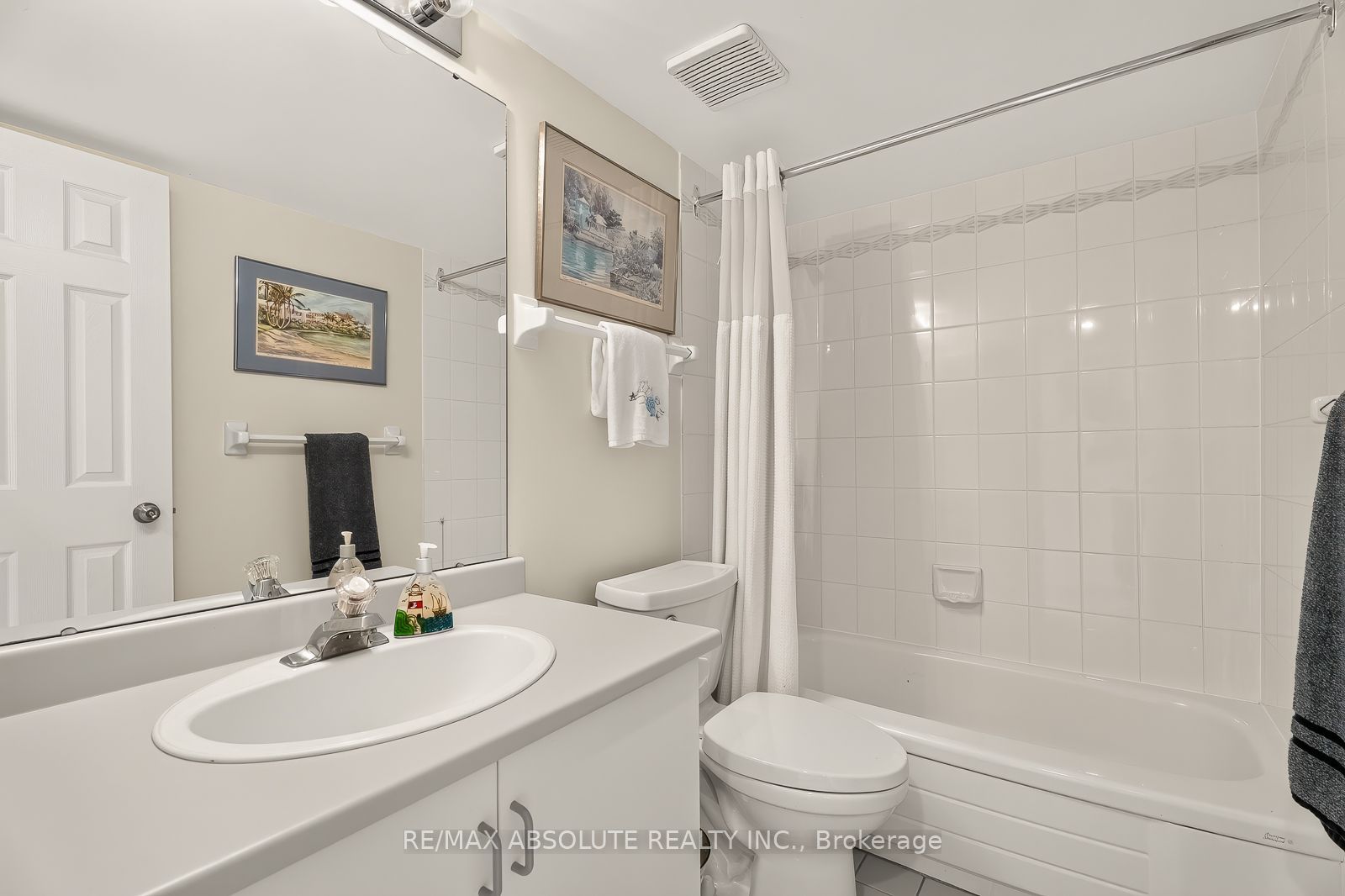 12 Oyster Bay Court Property Photo 30