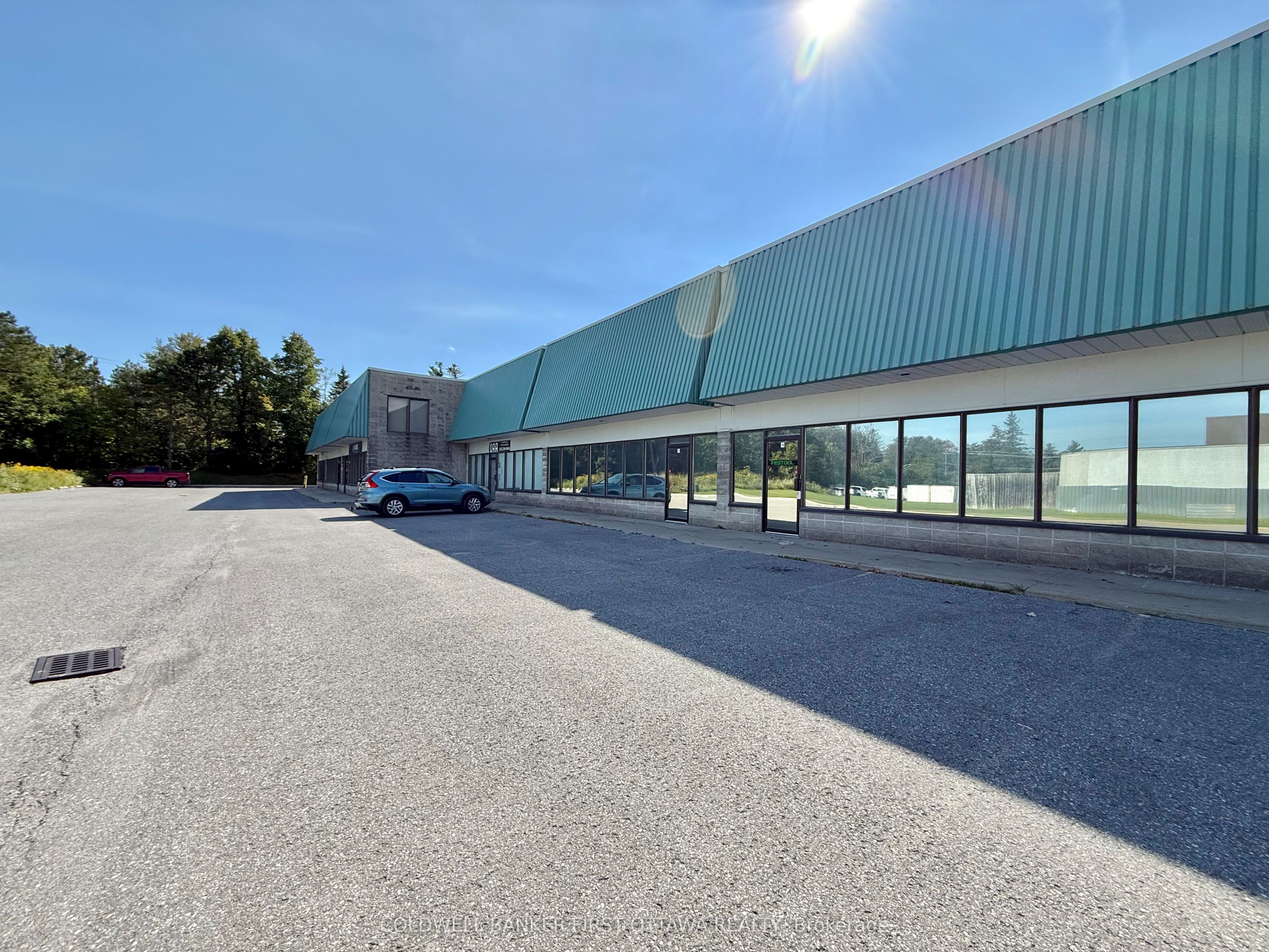 77 Auriga Drive 13 Property Photo 4