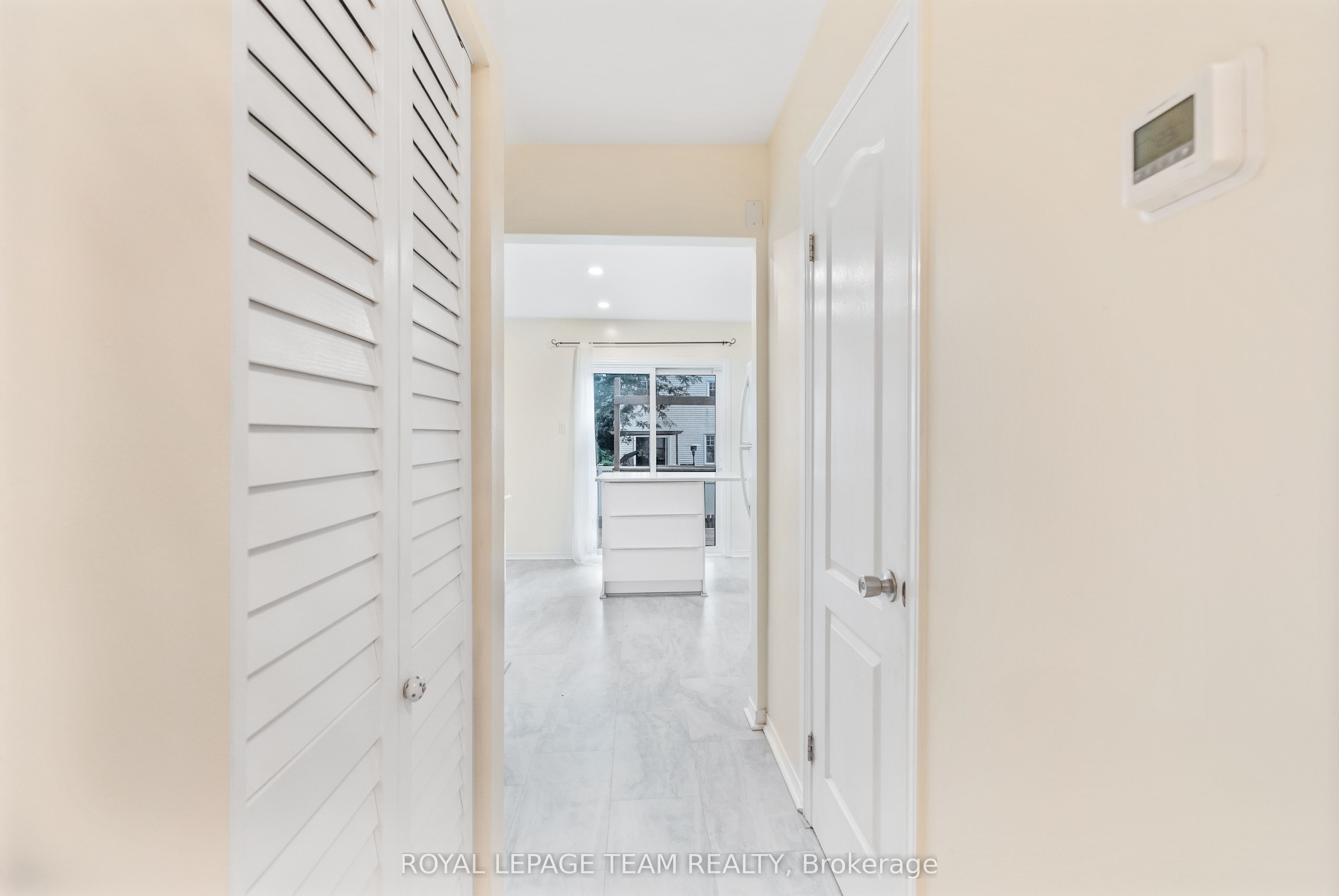 59 Sarrazin Way W Property Photo 11