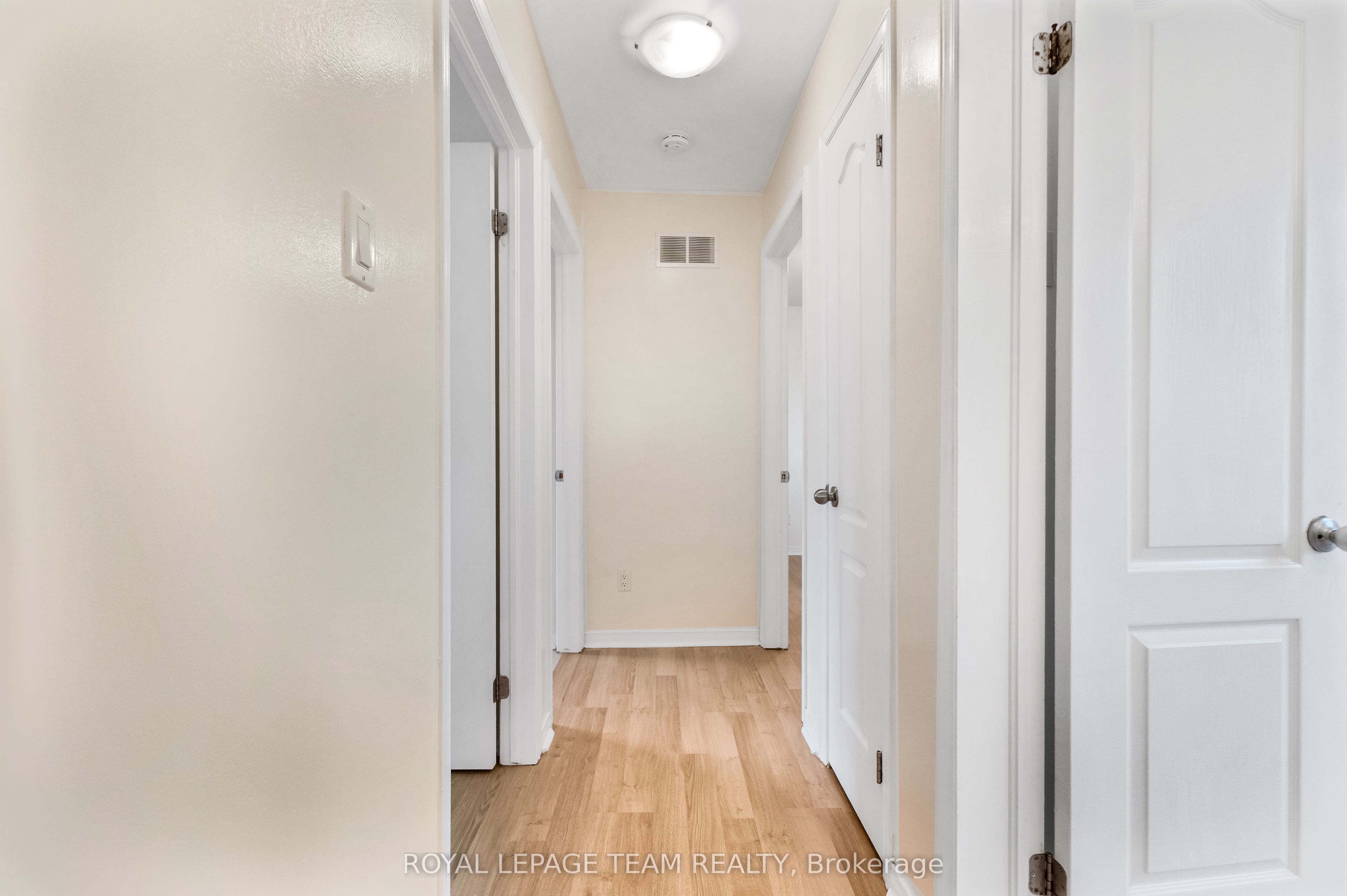 59 Sarrazin Way W Property Photo 14