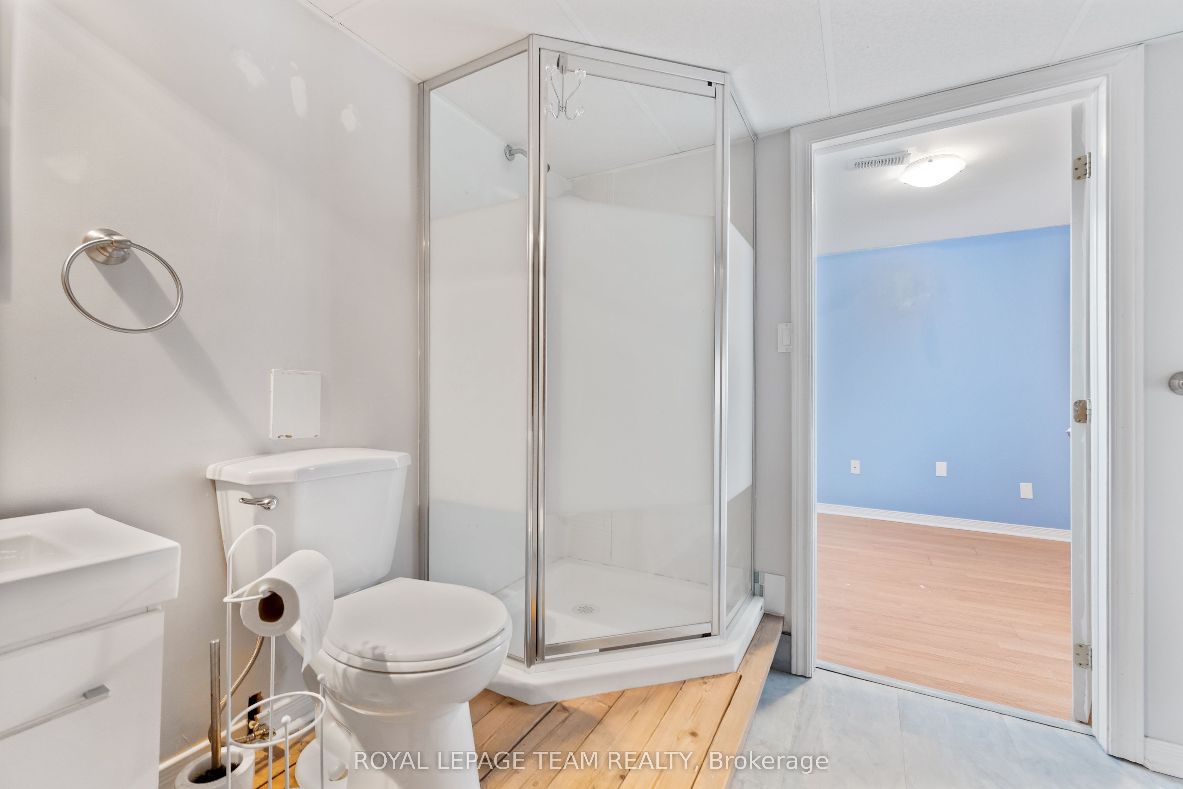 59 Sarrazin Way W Property Photo 27