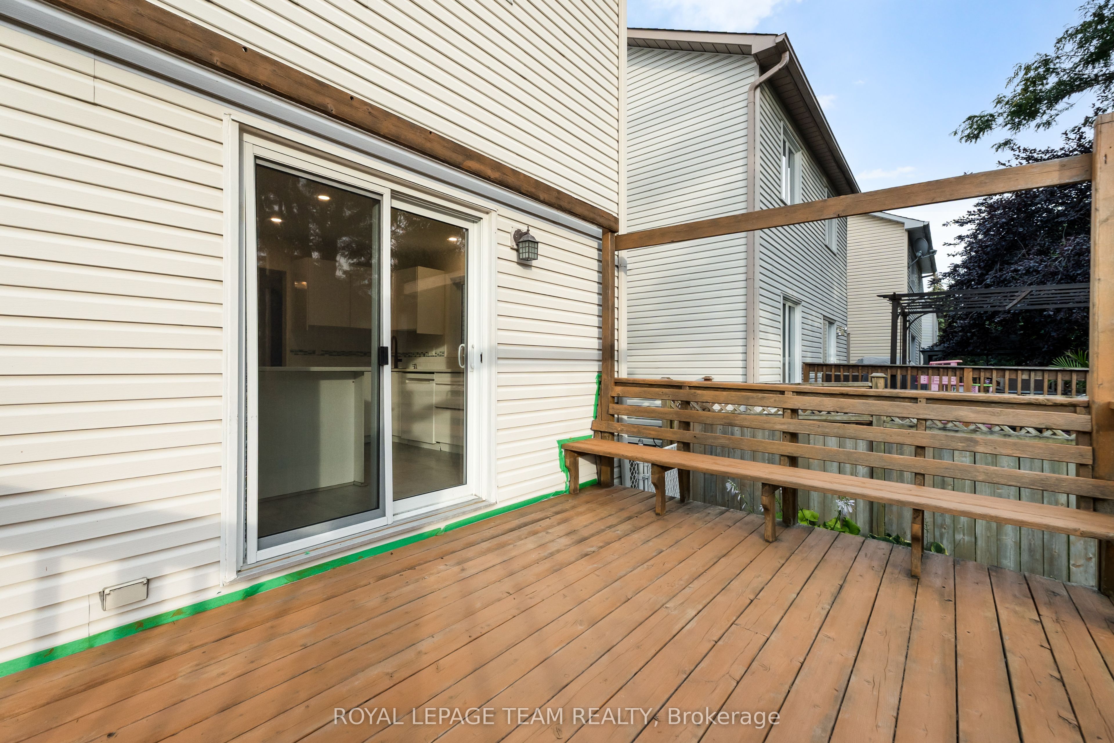 59 Sarrazin Way W Property Photo 31