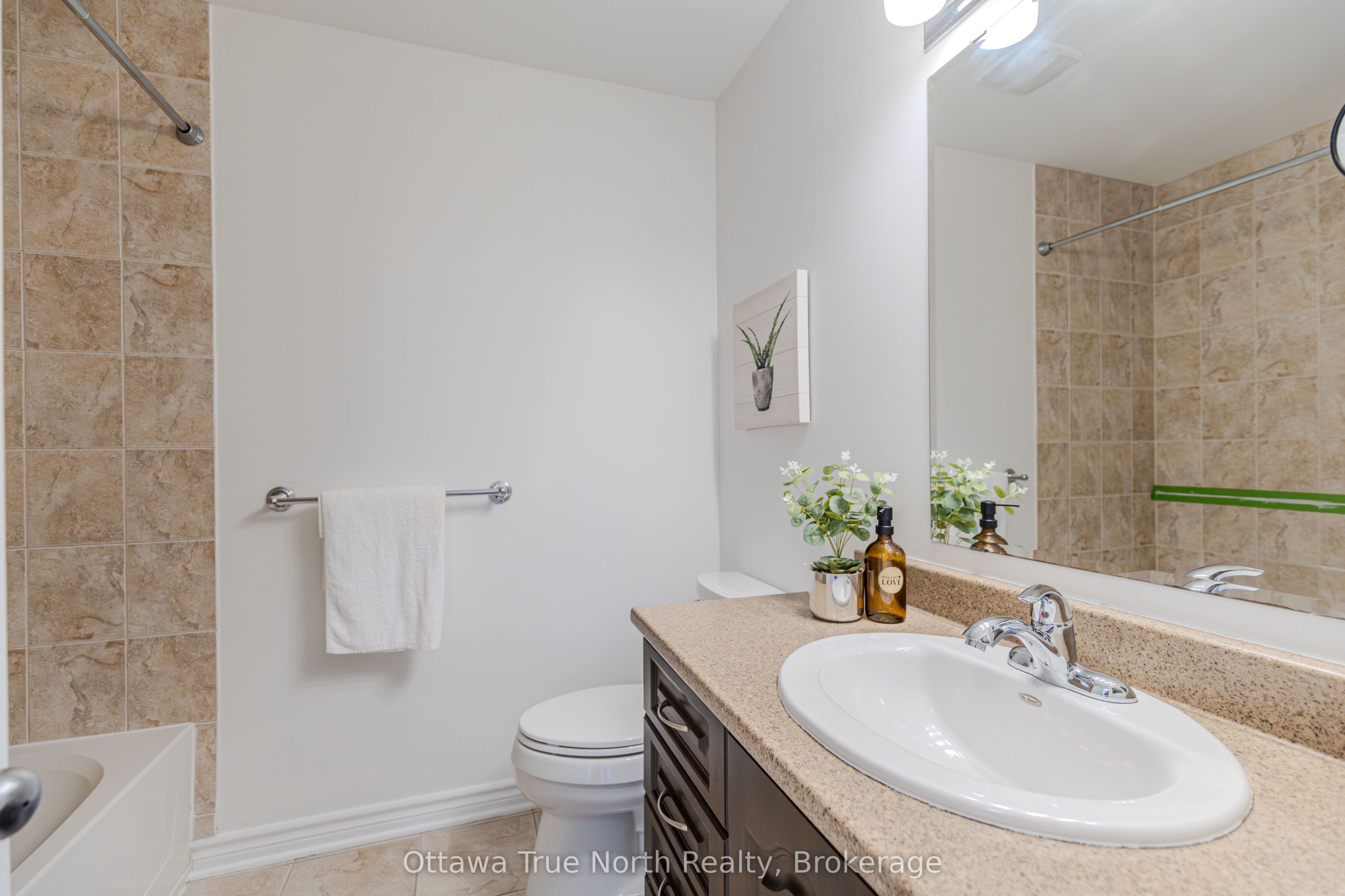 578 Paul Metivier Drive Property Photo 36