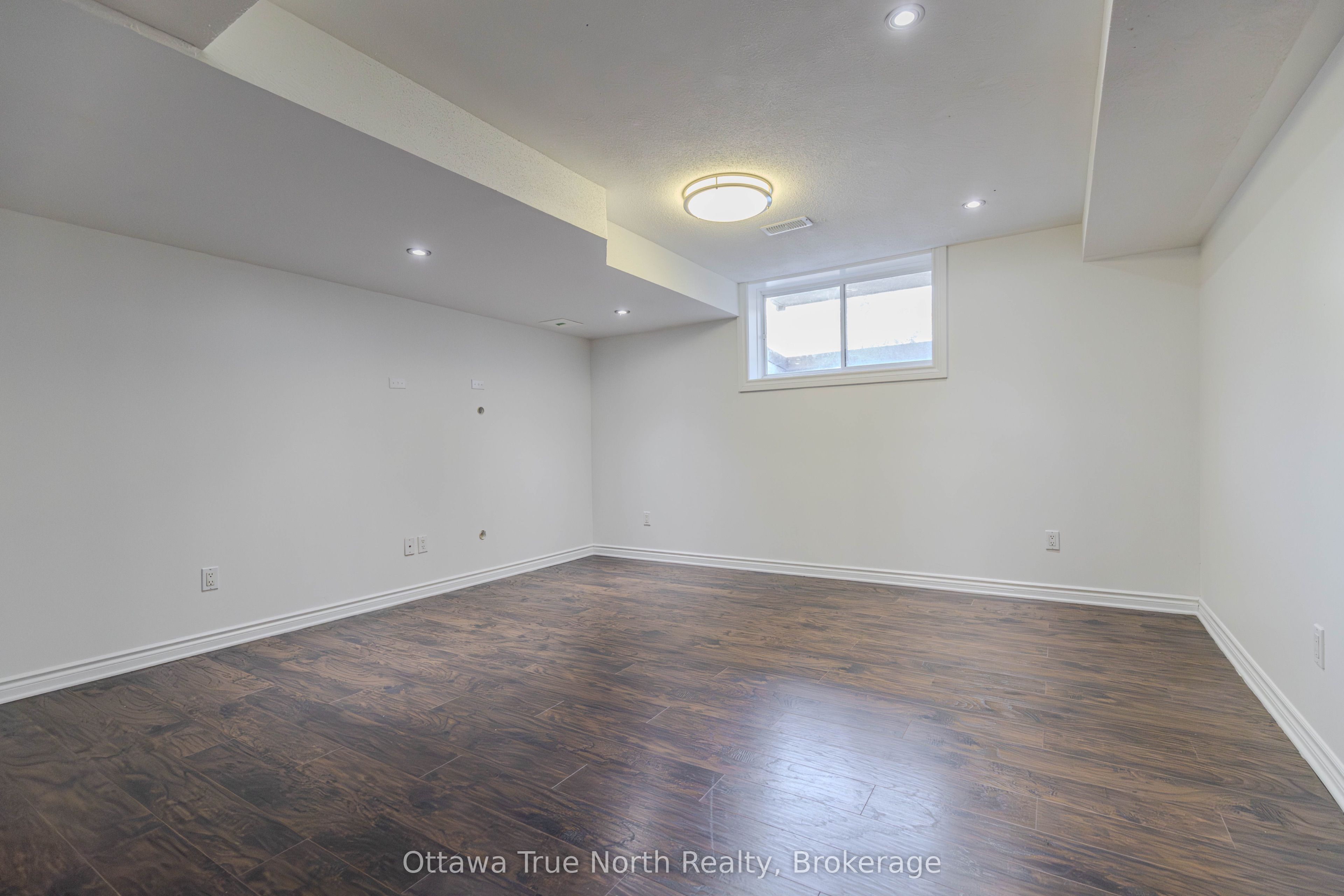 578 Paul Metivier Drive Property Photo 37