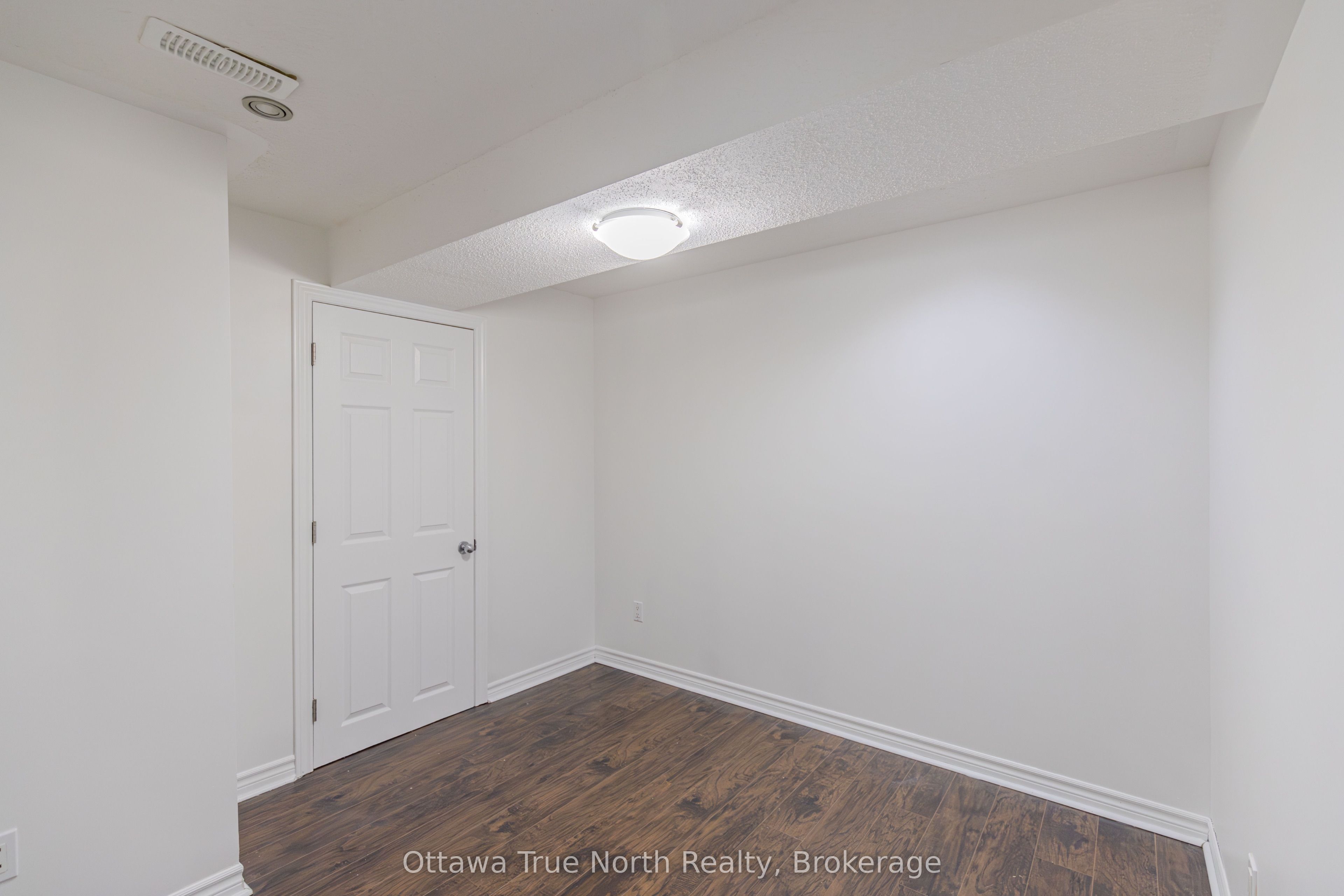578 Paul Metivier Drive Property Photo 42