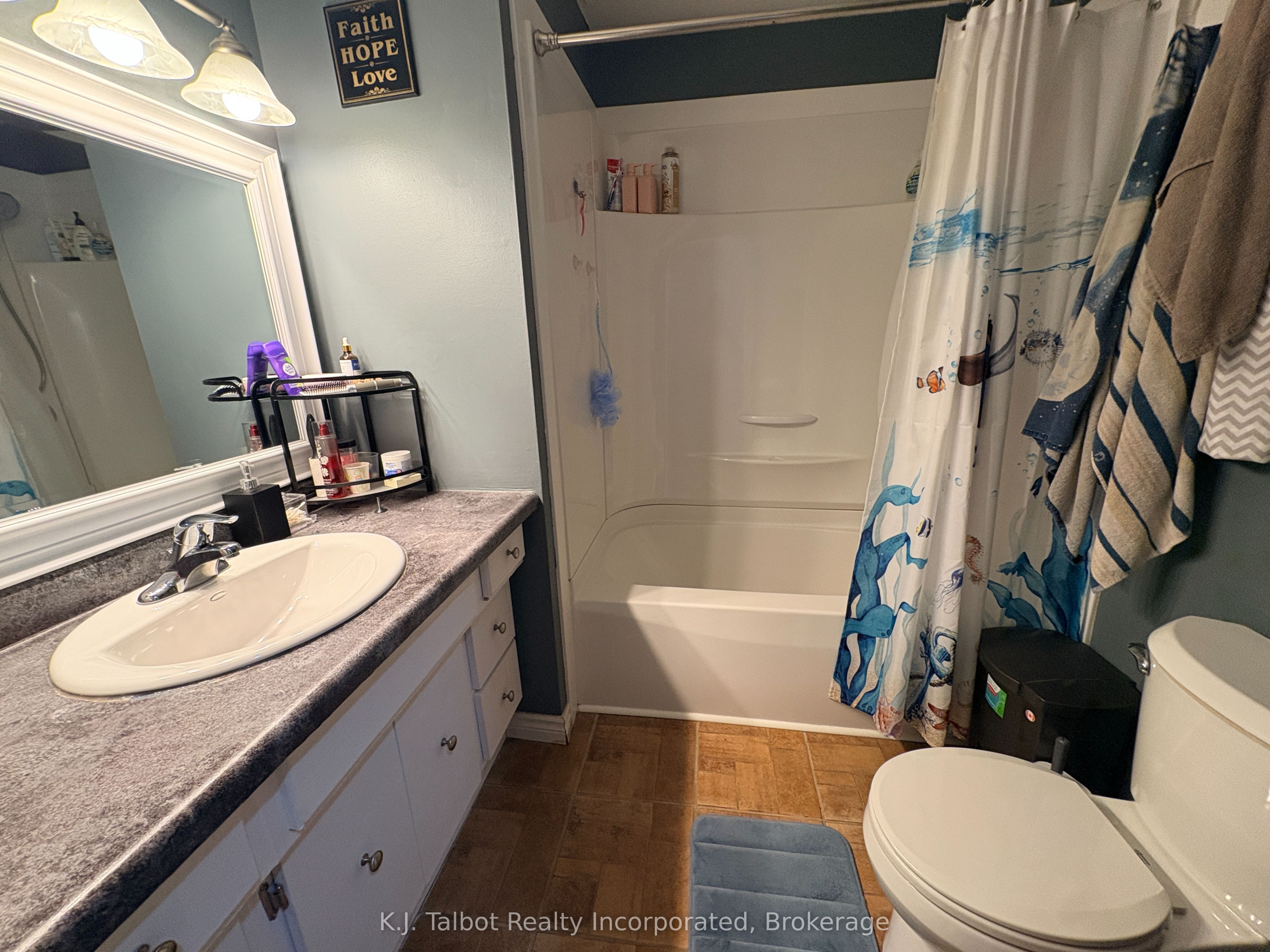 24 Maclellan Drive Property Photo 4