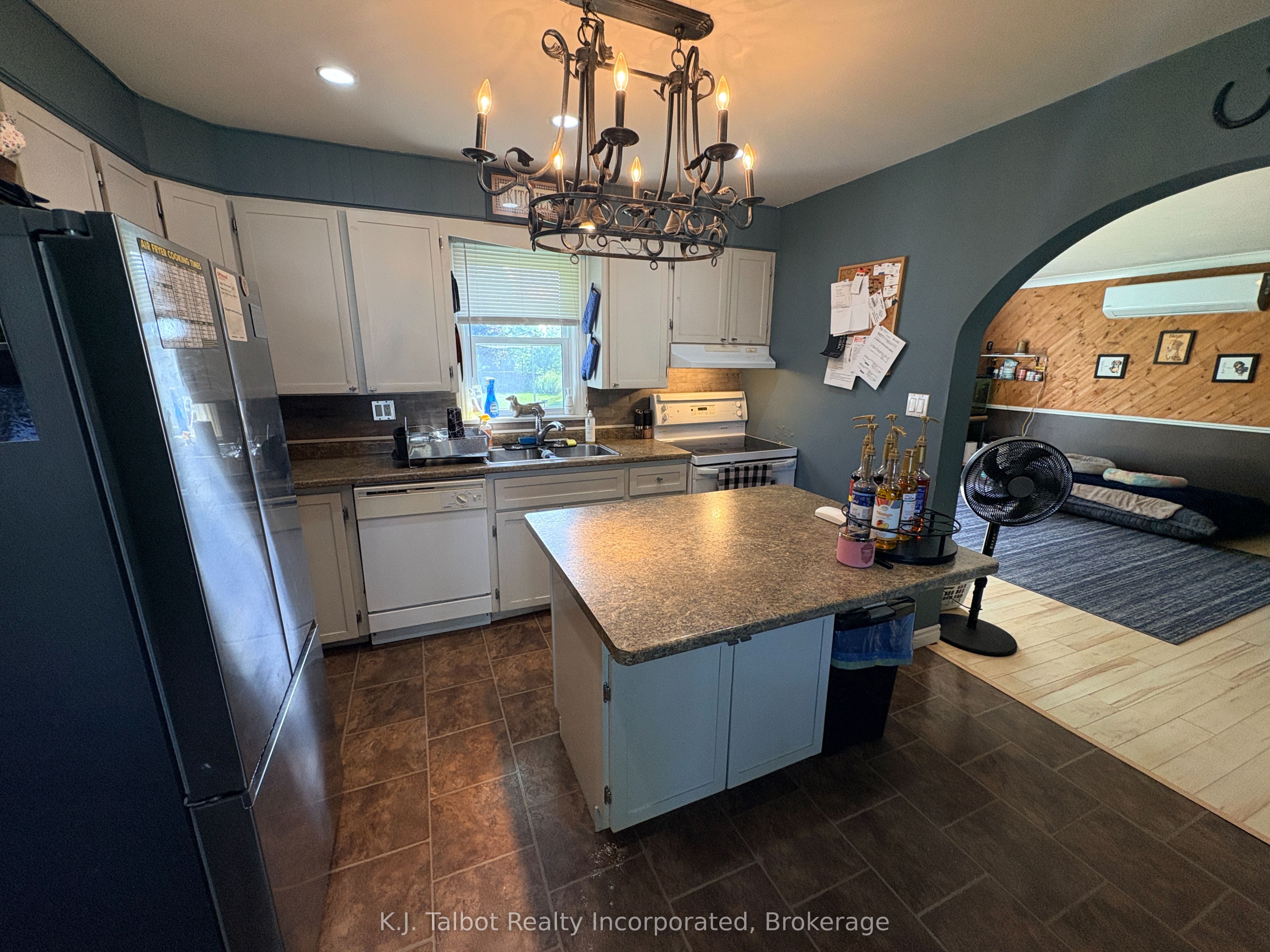 24 Maclellan Drive Property Photo 6