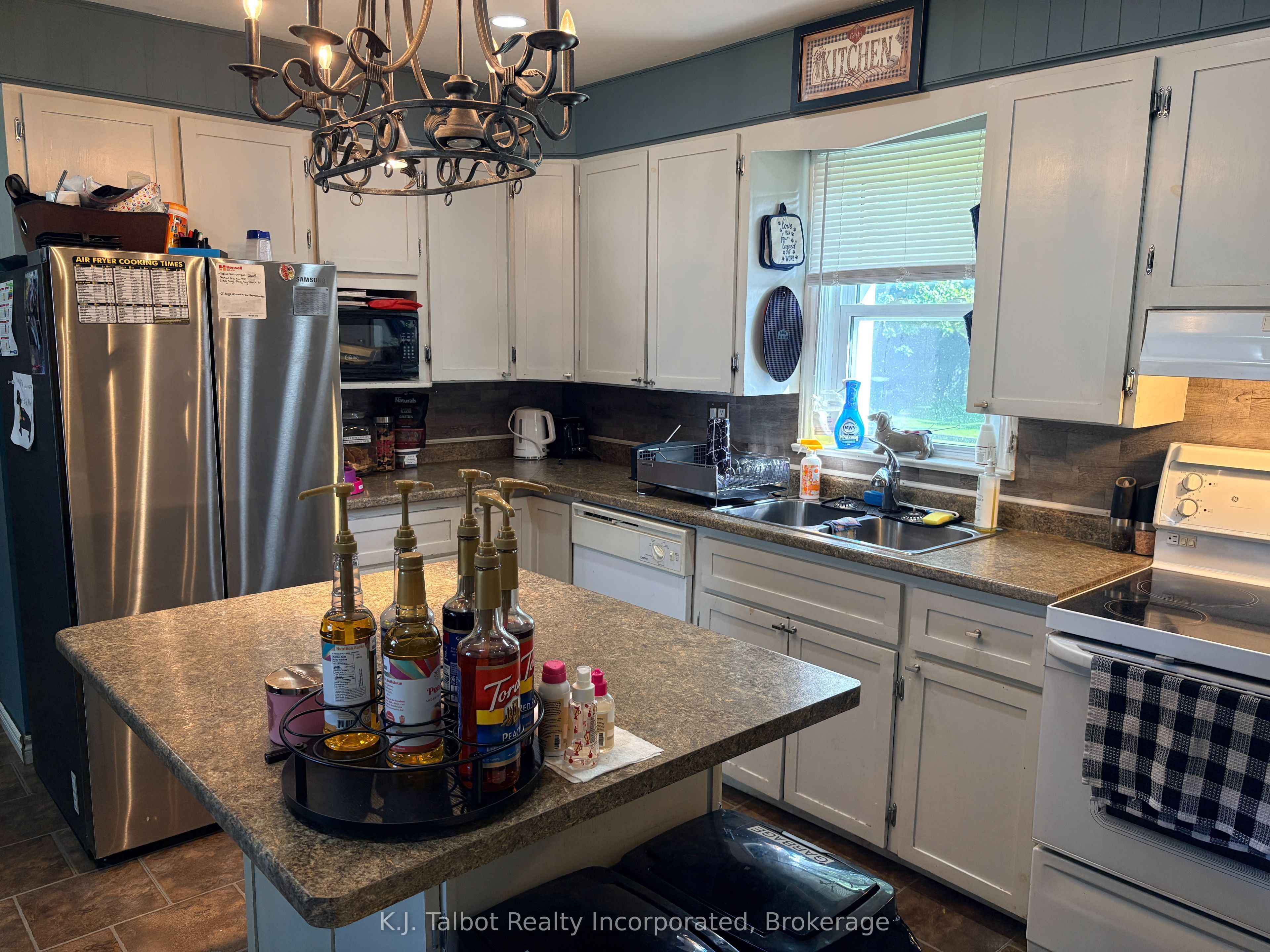 24 Maclellan Drive Property Photo 7
