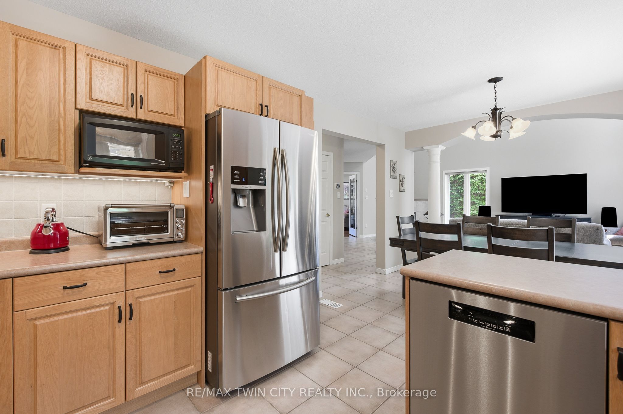 15 Carolinian Lane Property Photo 18