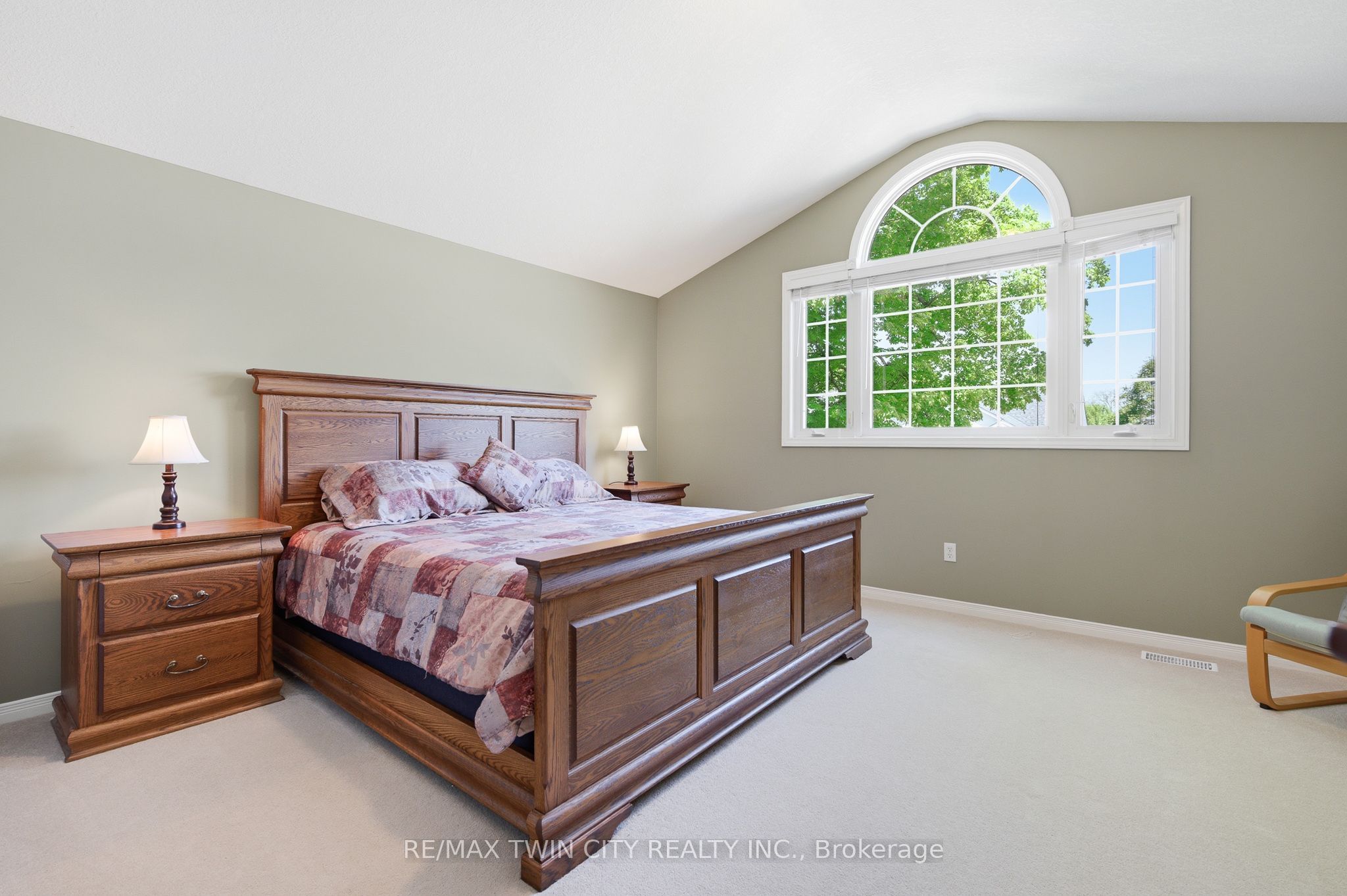 15 Carolinian Lane Property Photo 22