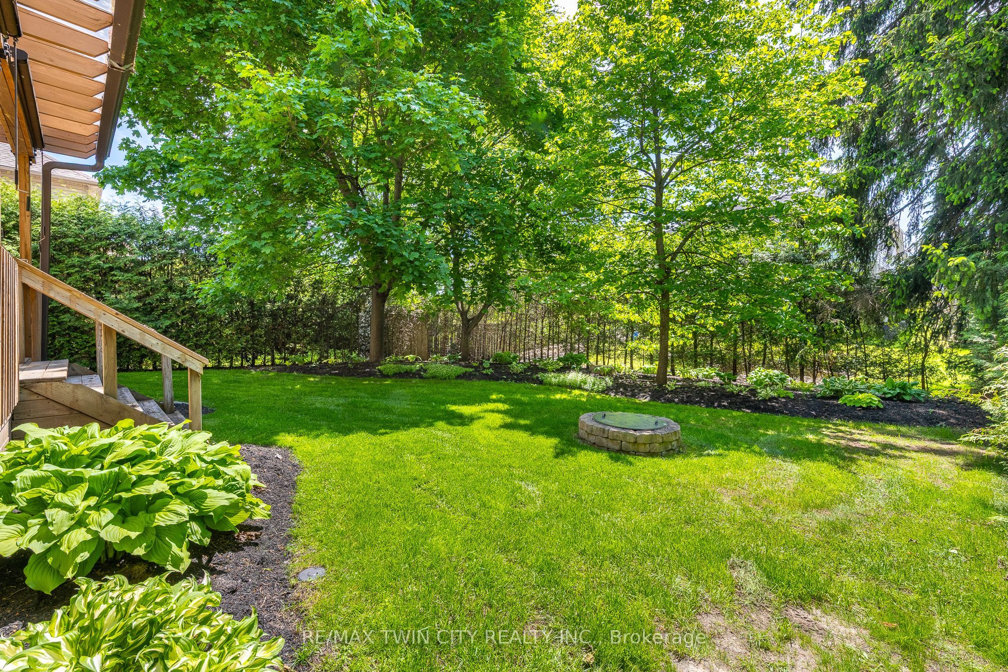 15 Carolinian Lane Property Photo 37