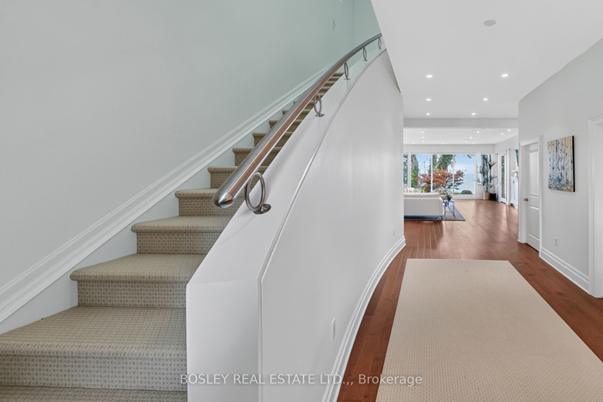 263 Niagara Boulevard Property Photo 25