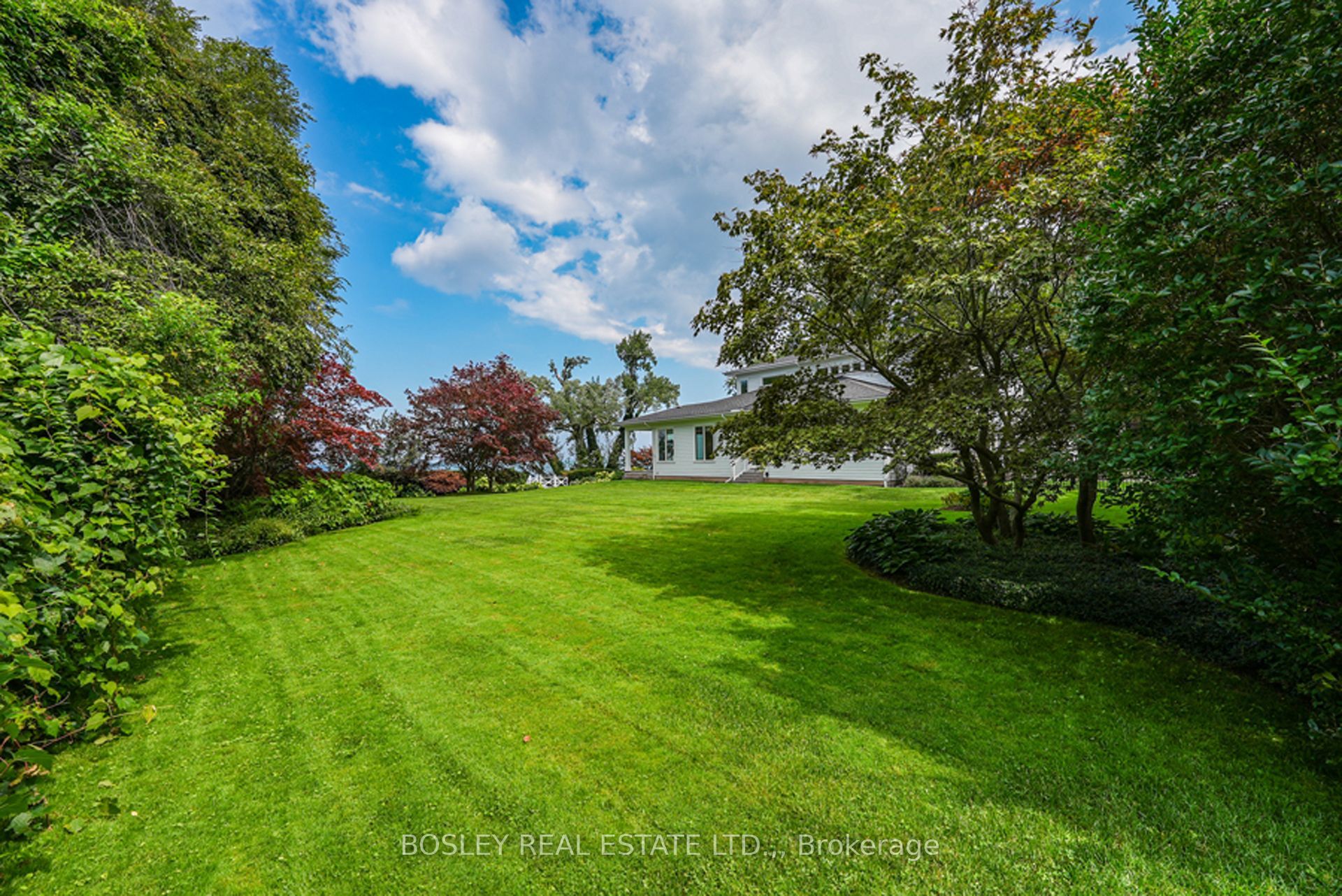 263 Niagara Boulevard Property Photo 38