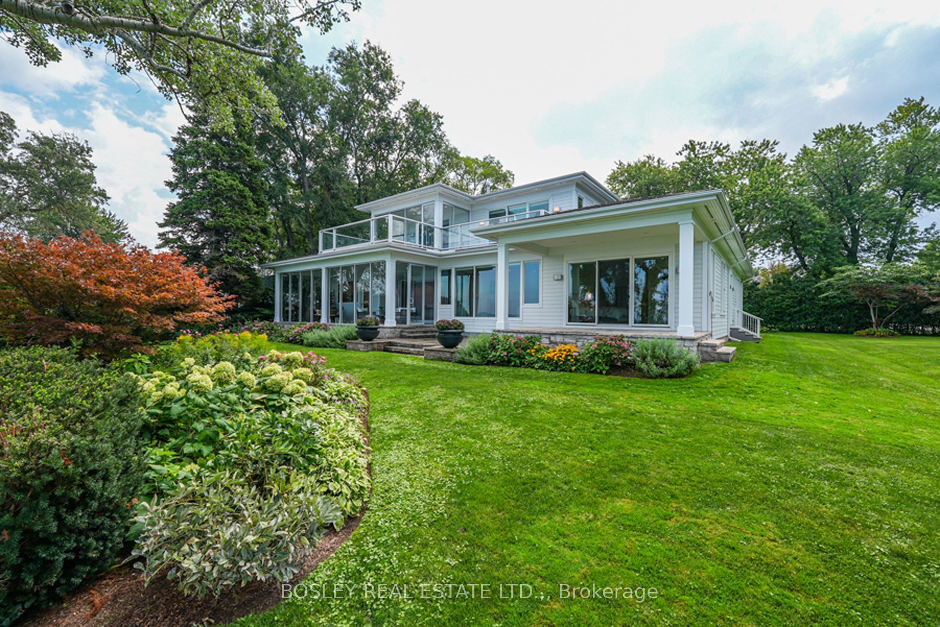 263 Niagara Boulevard Property Photo 40
