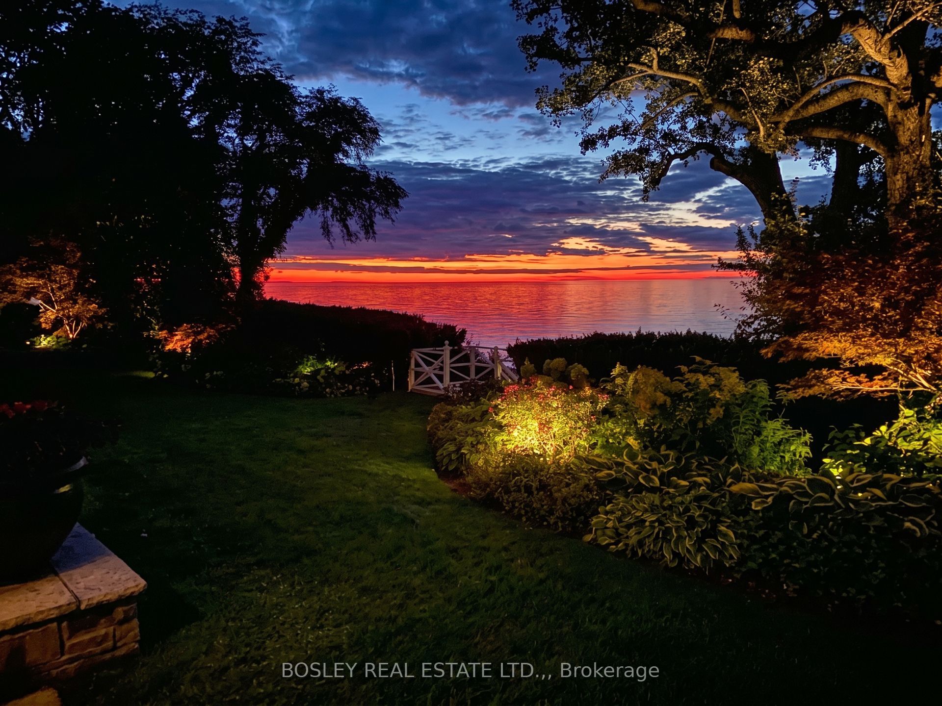 263 Niagara Boulevard Property Photo 41