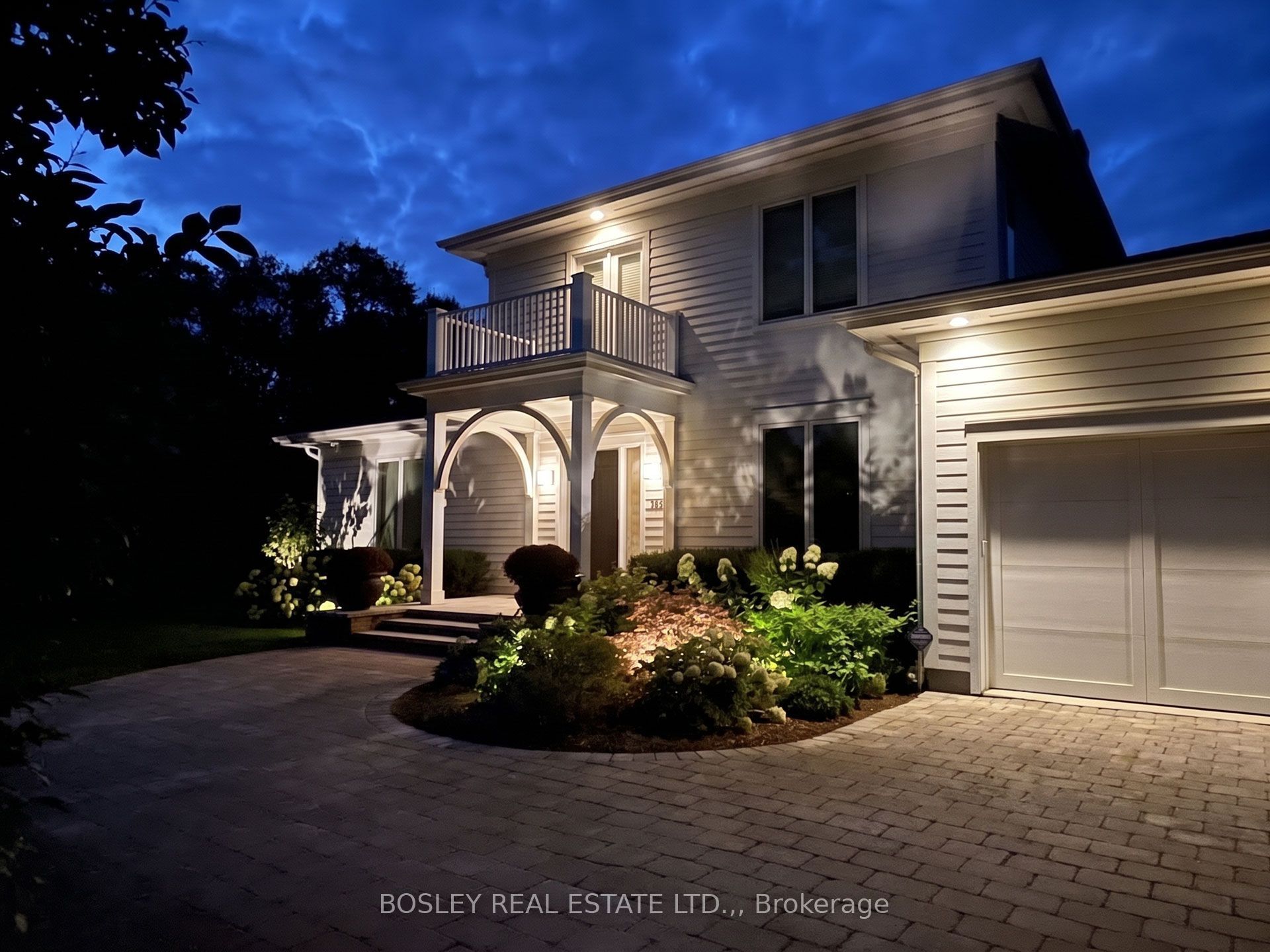 263 Niagara Boulevard Property Photo 45