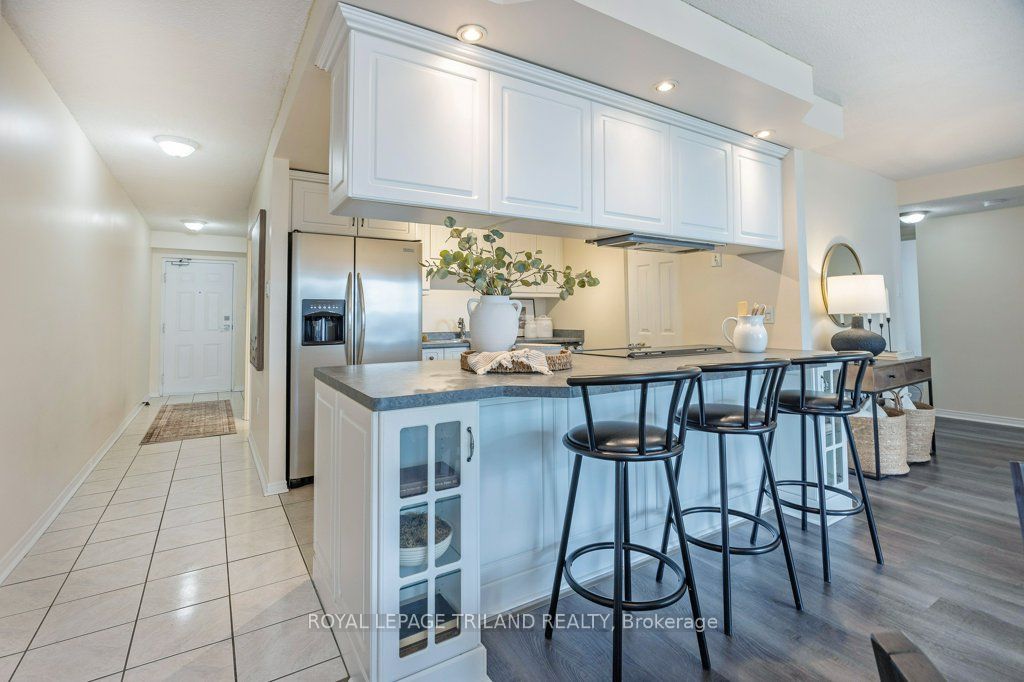 155 Kent Street 1105 Property Photo 13
