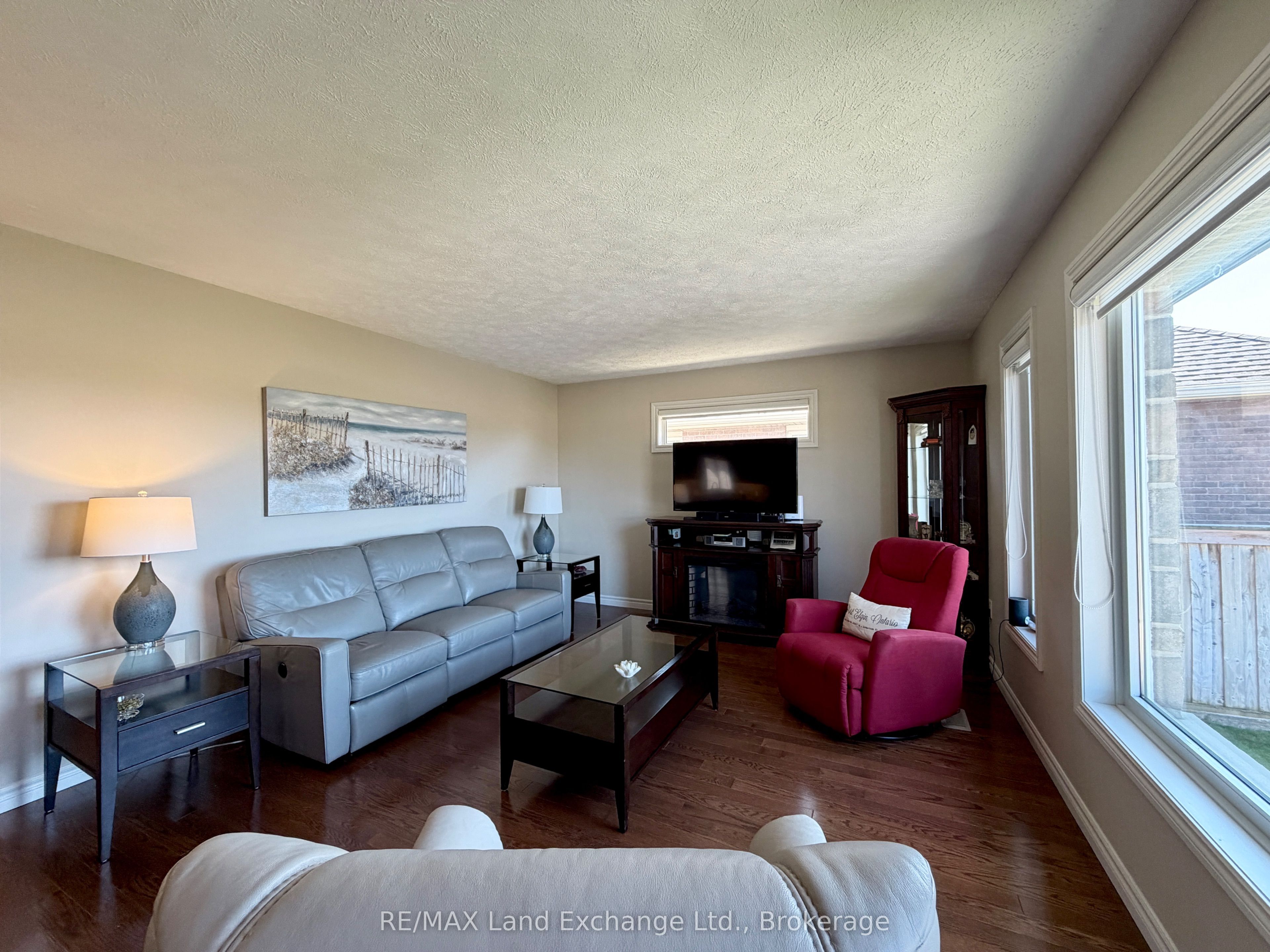 310 Stickel Street Property Photo 6