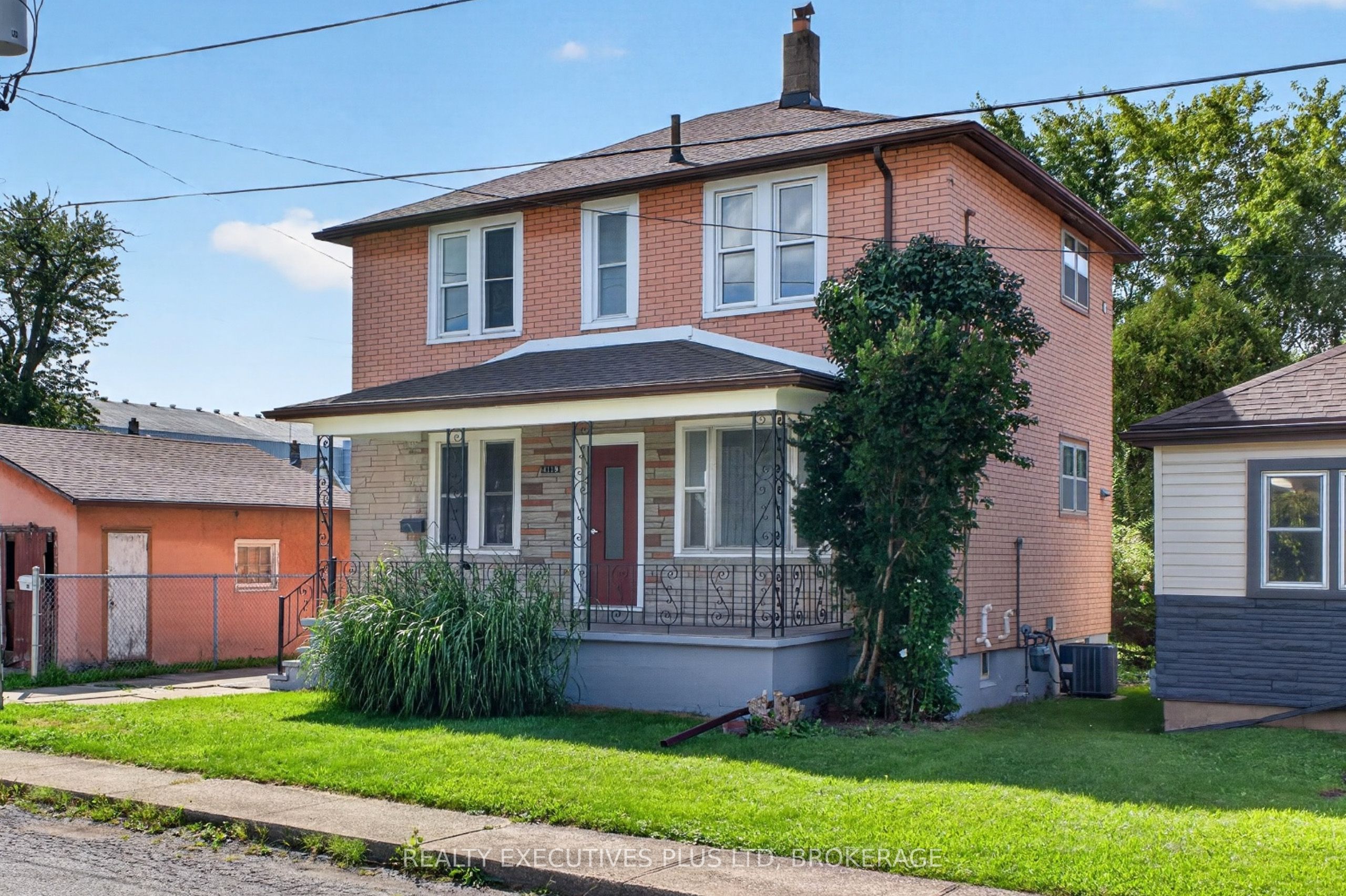 4119 Dyson Avenue Property Photo 2