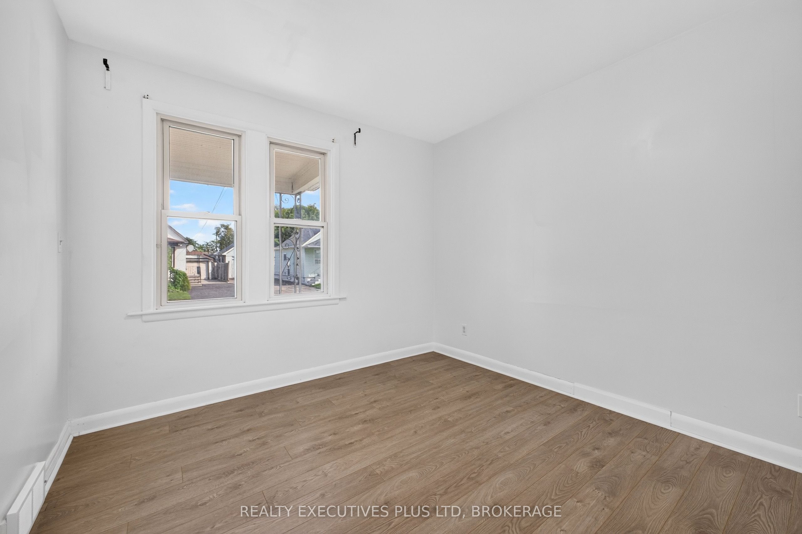 4119 Dyson Avenue Property Photo 8