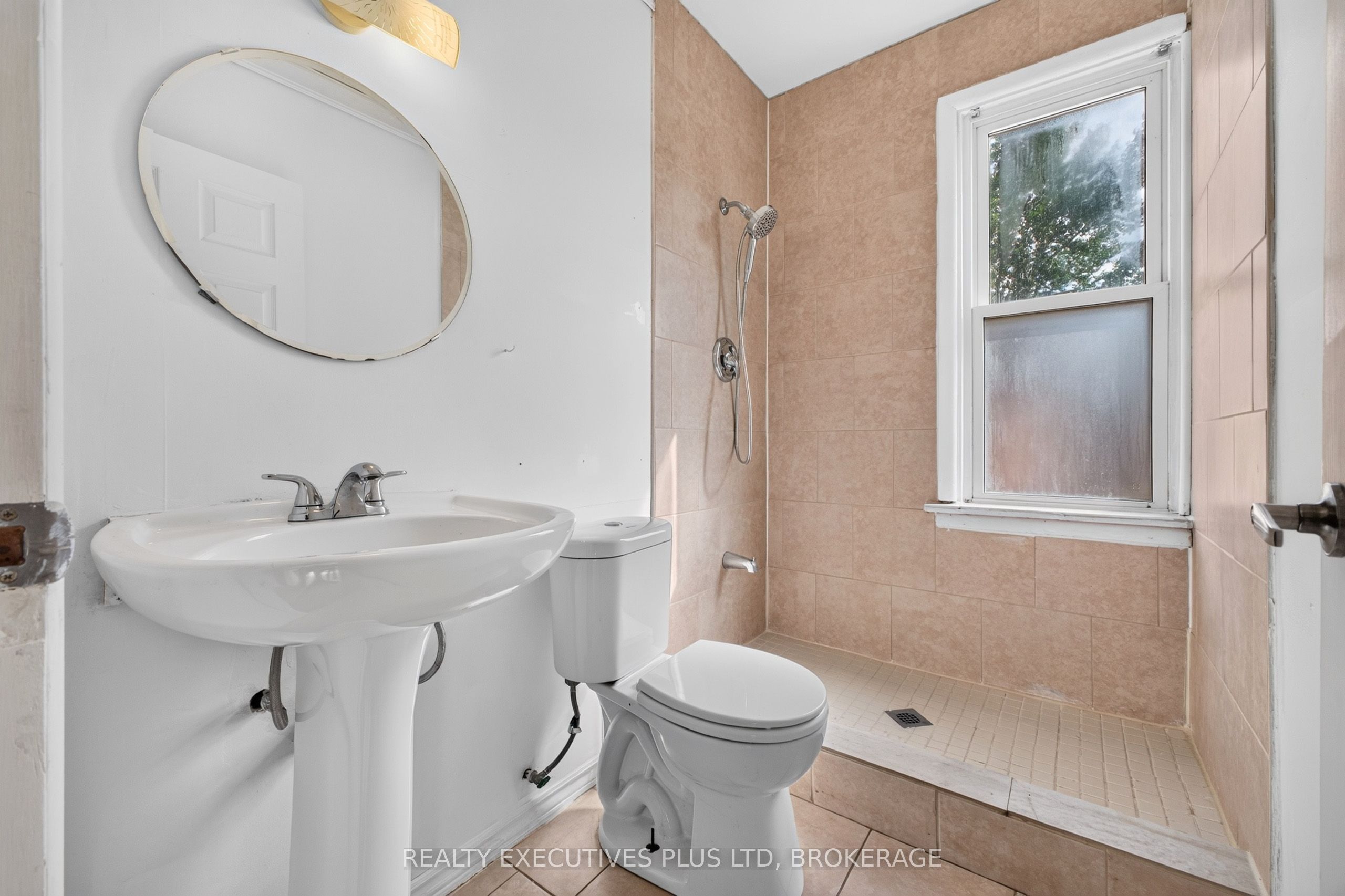 4119 Dyson Avenue Property Photo 10