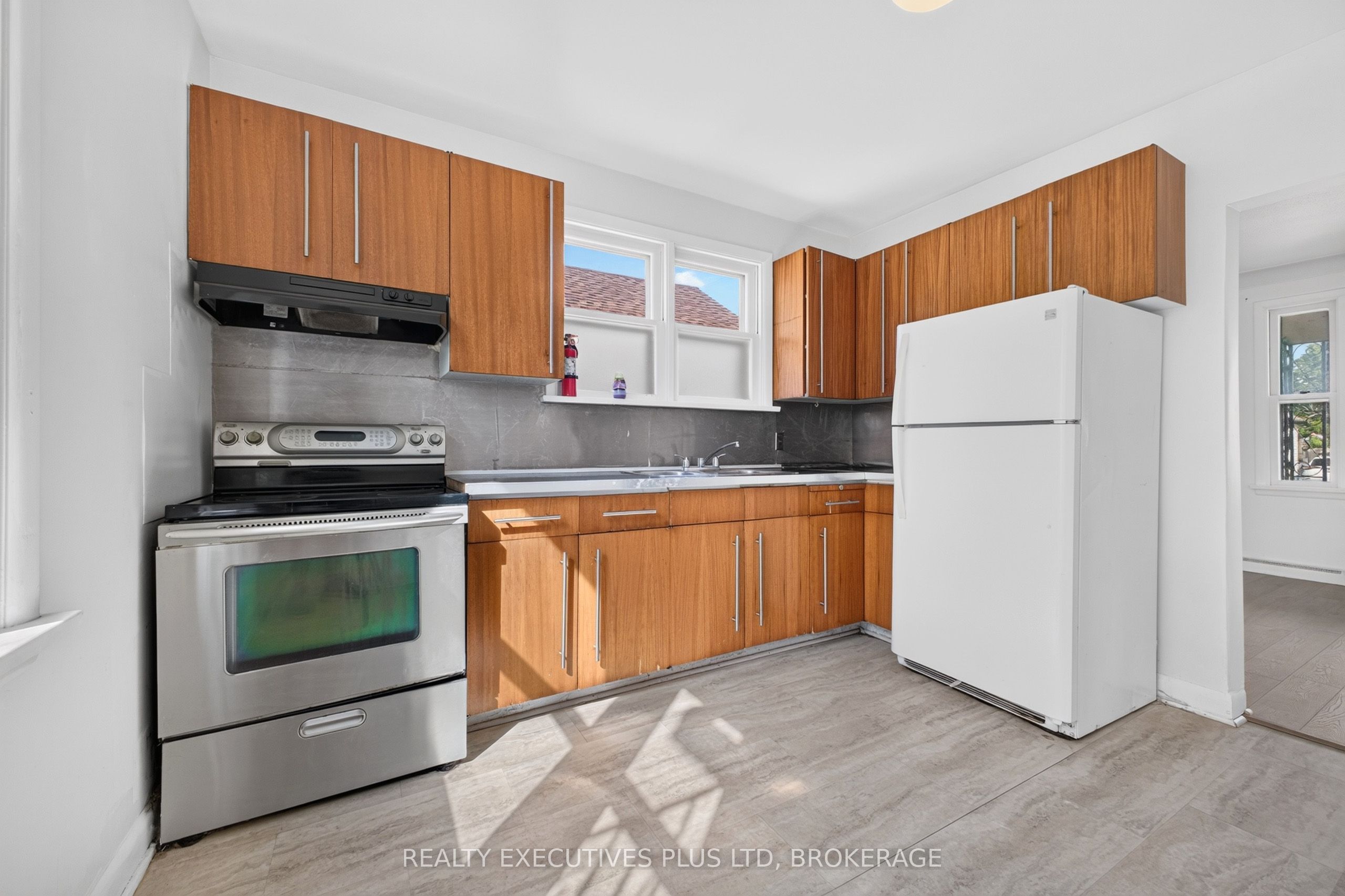 4119 Dyson Avenue Property Photo 17