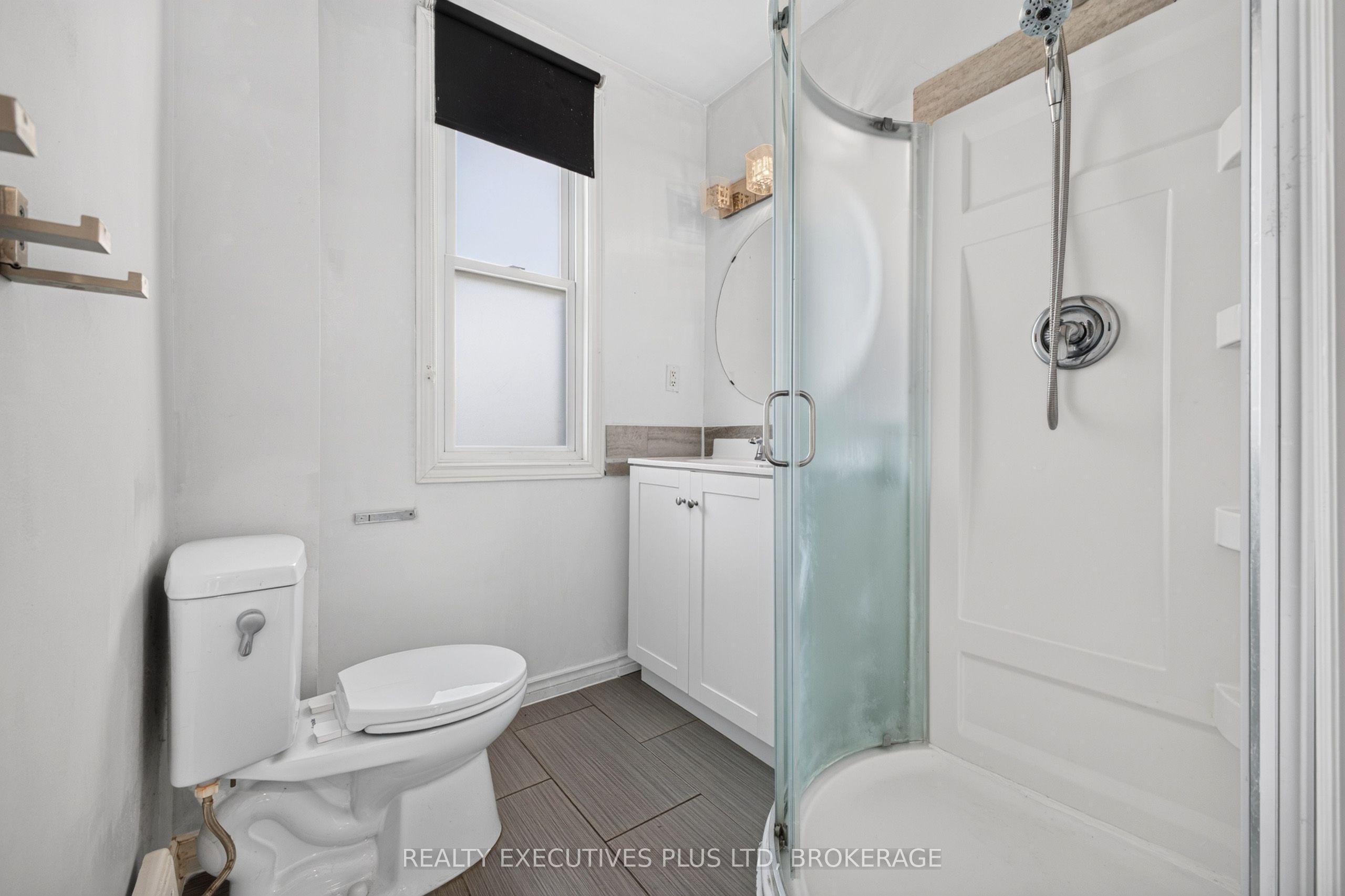 4119 Dyson Avenue Property Photo 24