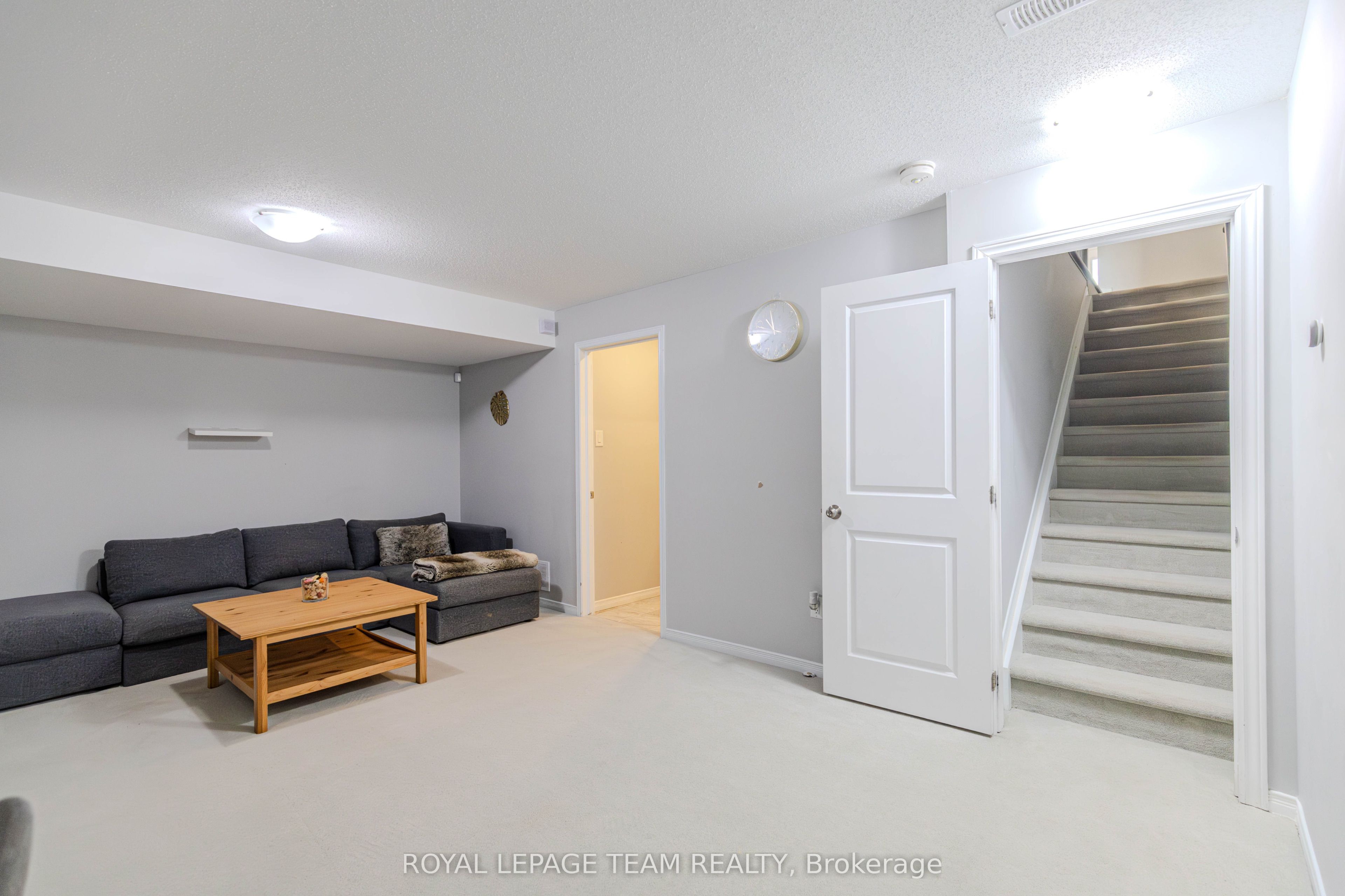 477 Cope Drive N Property Photo 39