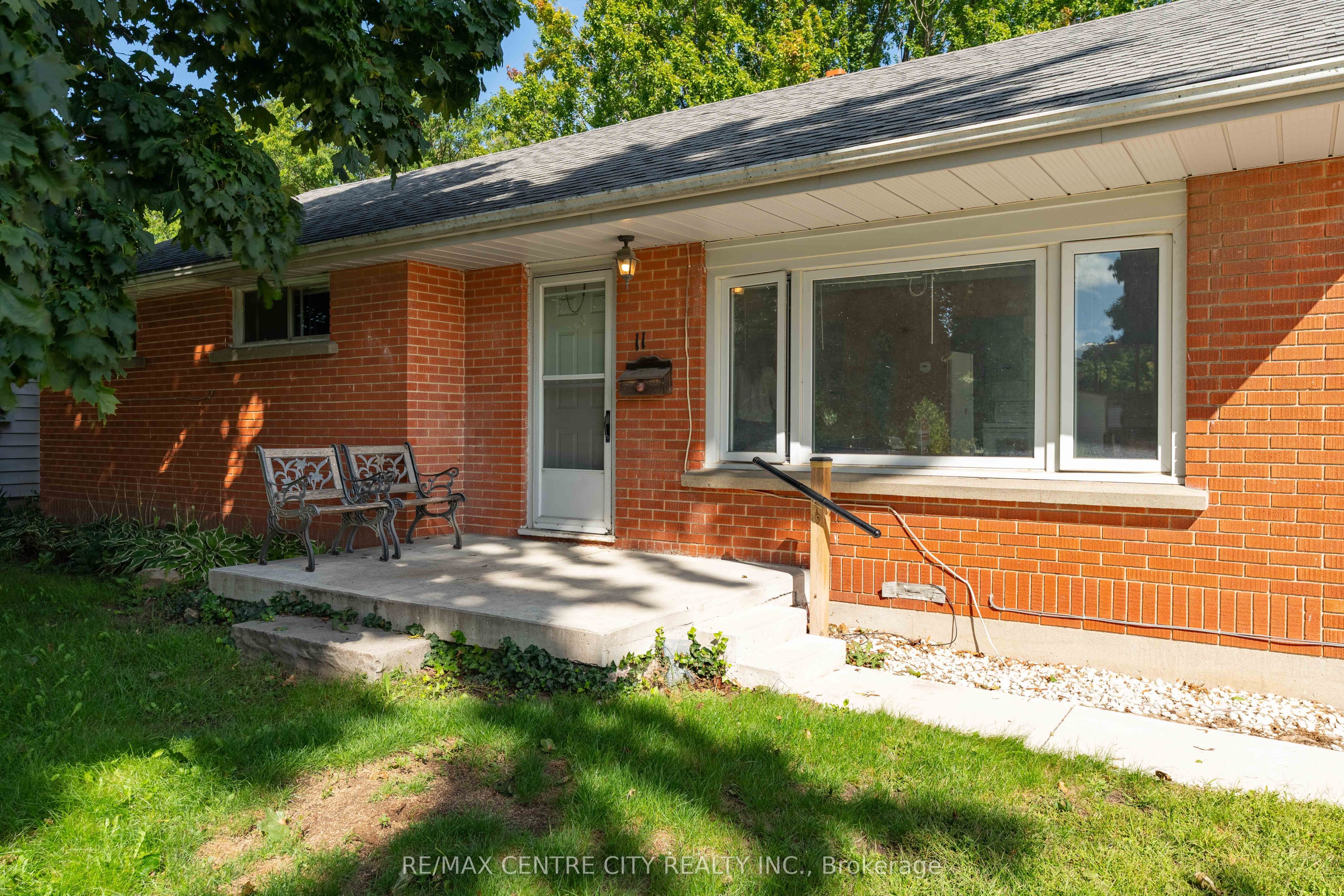 11 Marchant Street Property Photo 6