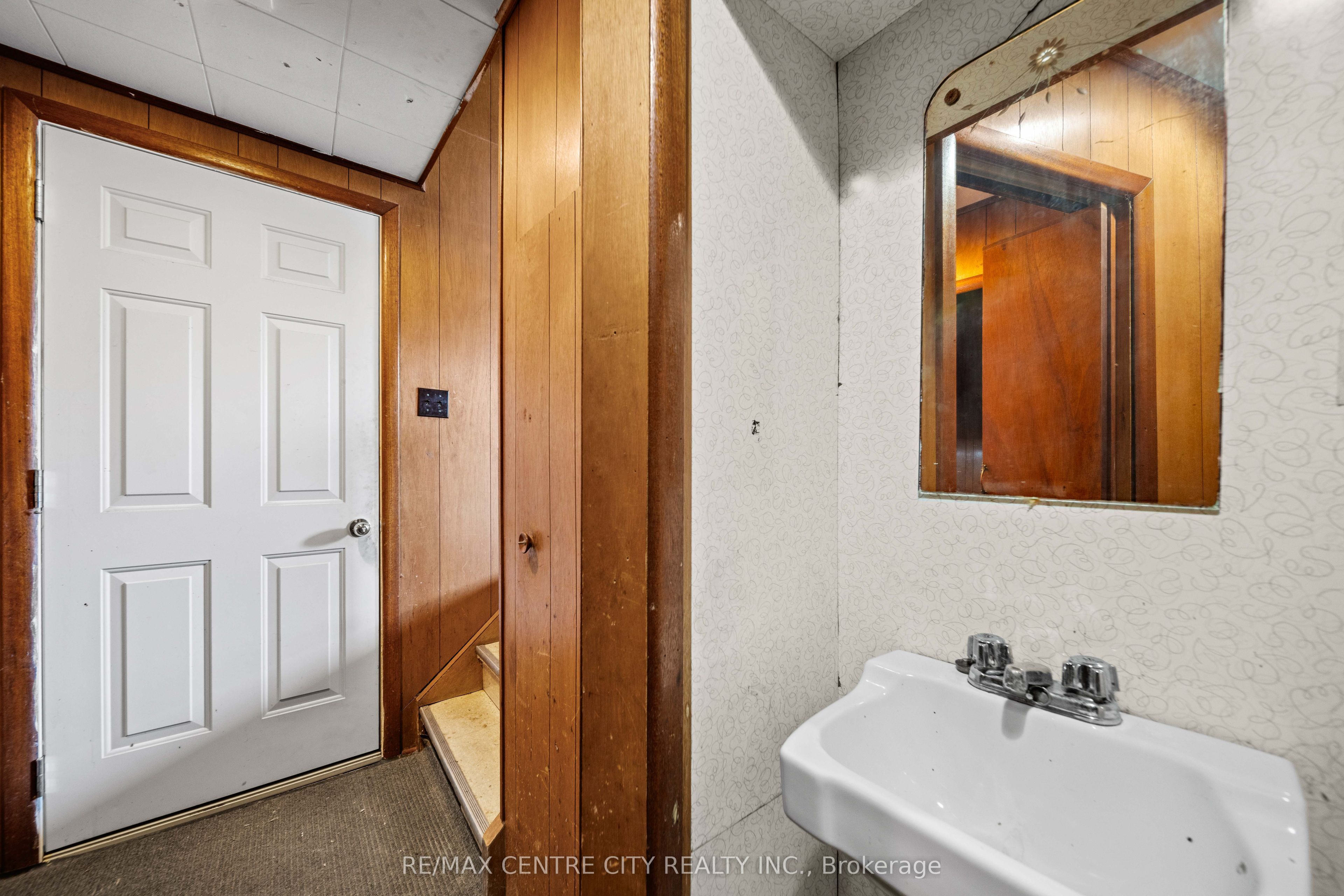 11 Marchant Street Property Photo 37