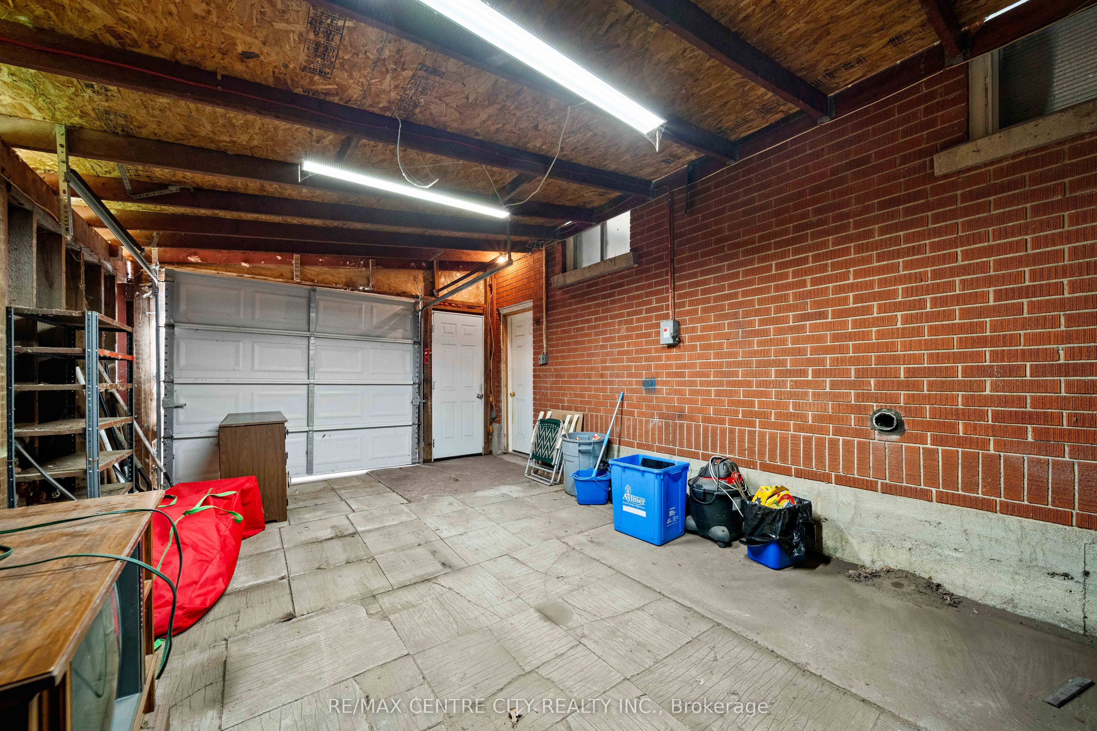 11 Marchant Street Property Photo 46