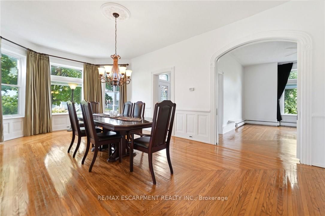 119 2nd Line Property Photo 8