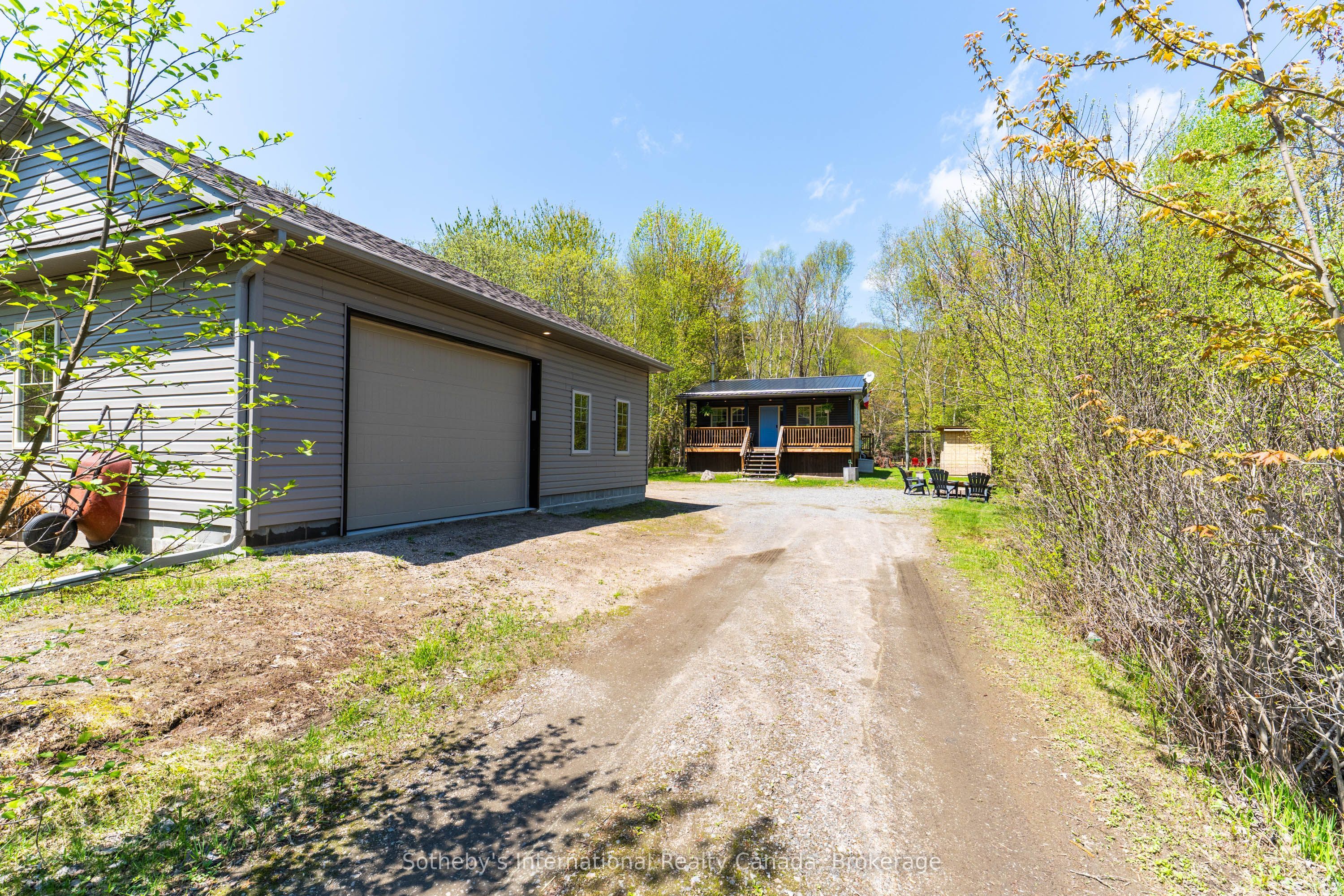 29 Horseshoe Lane Property Photo 3