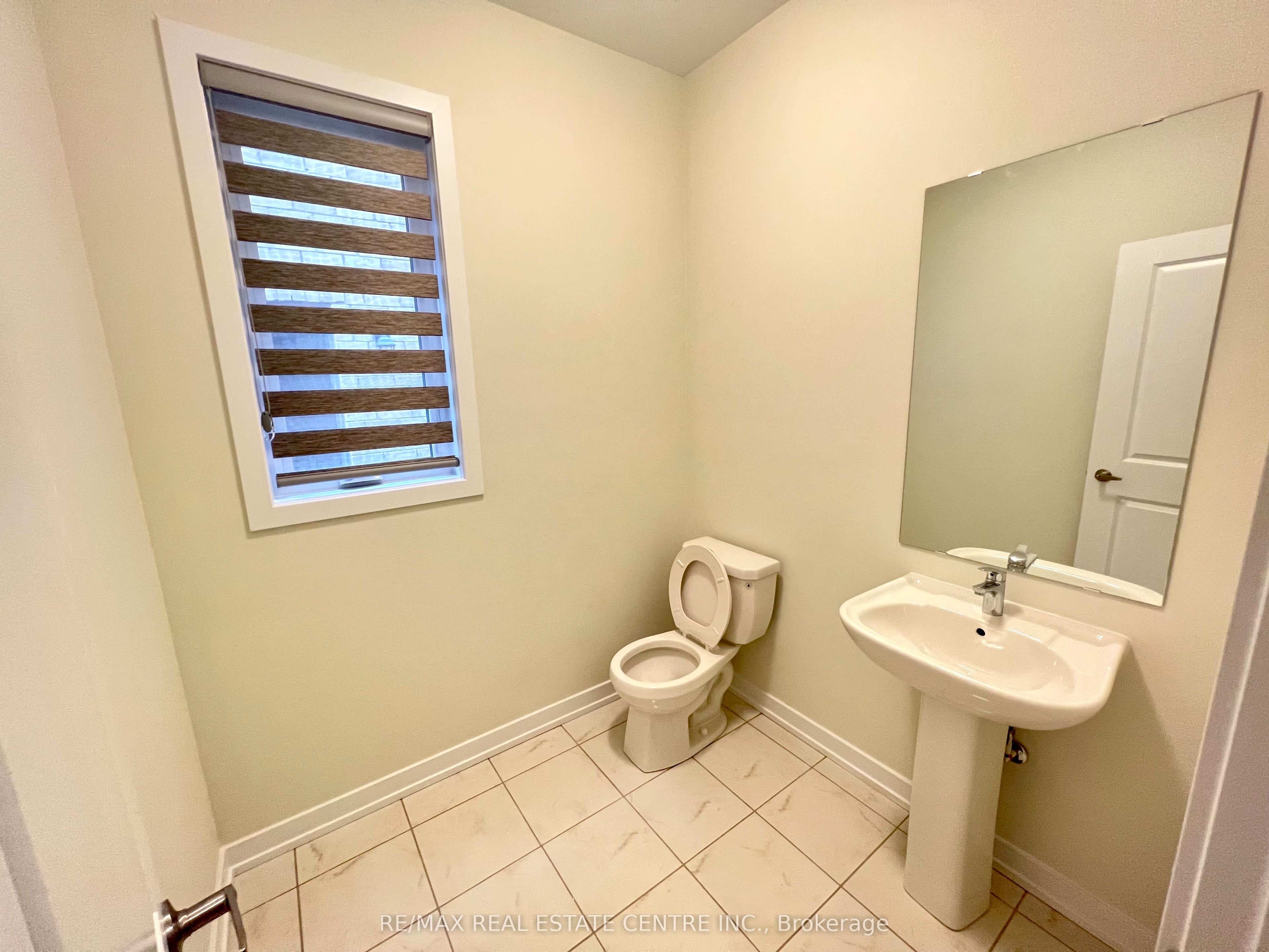 156 Lumb Drive Property Photo 9