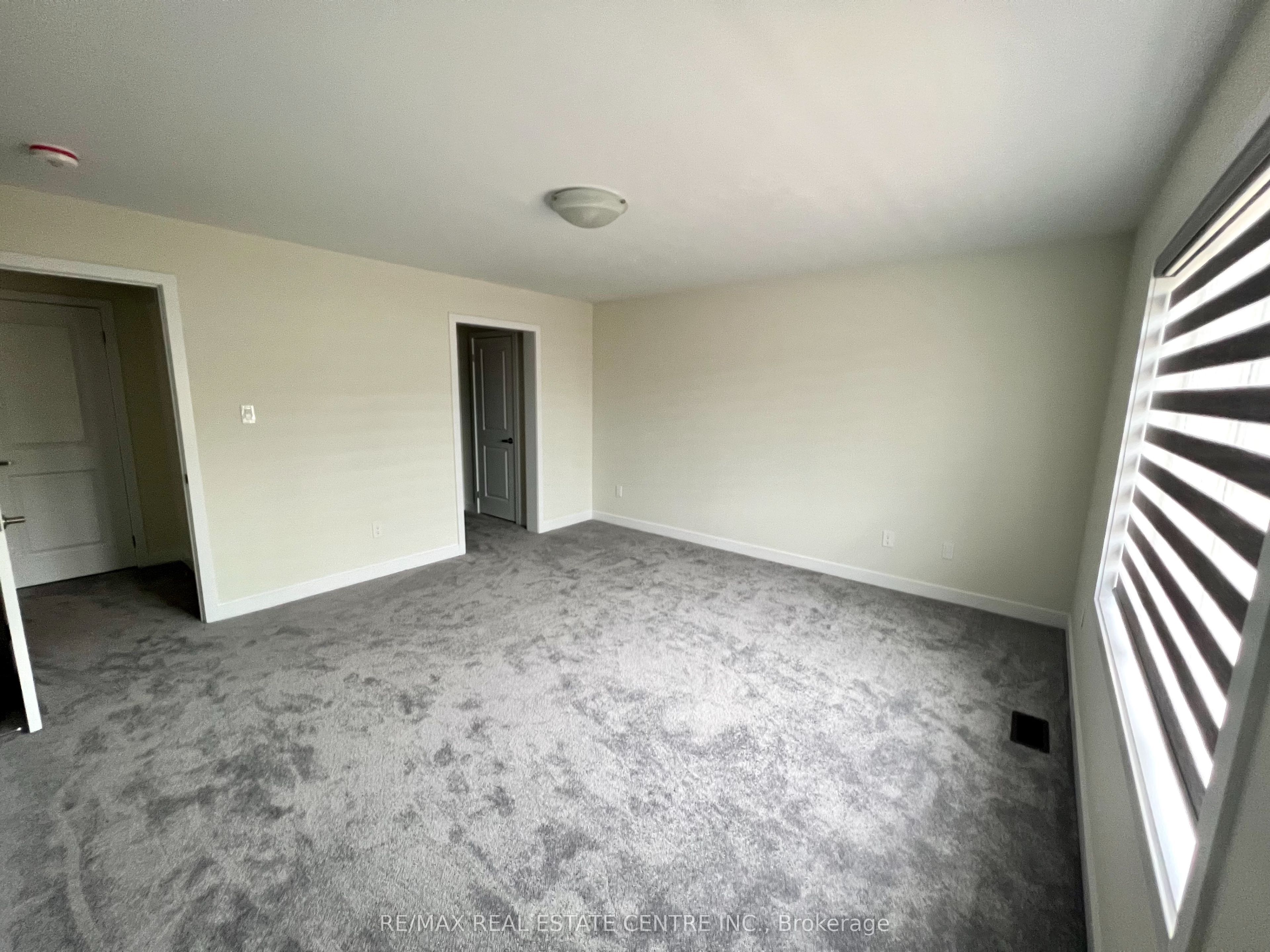 156 Lumb Drive Property Photo 11