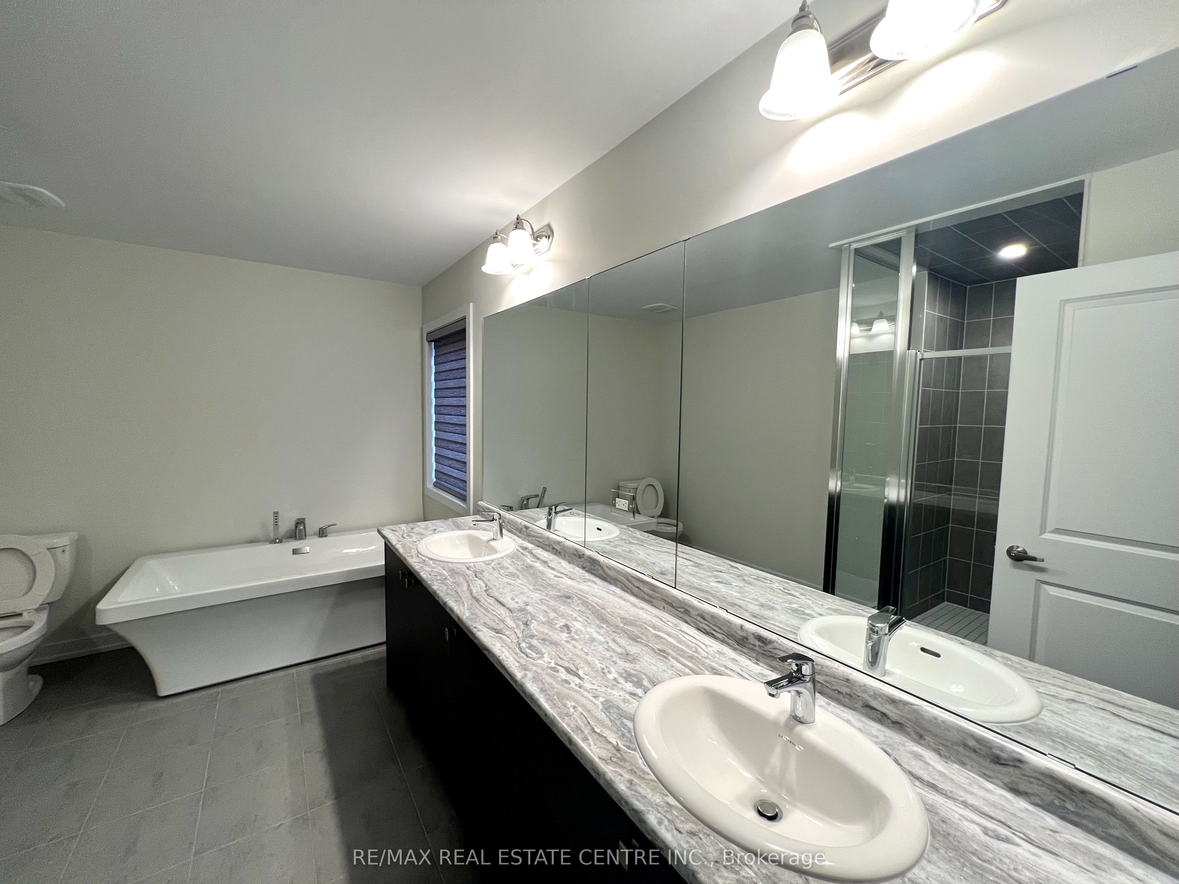 156 Lumb Drive Property Photo 12