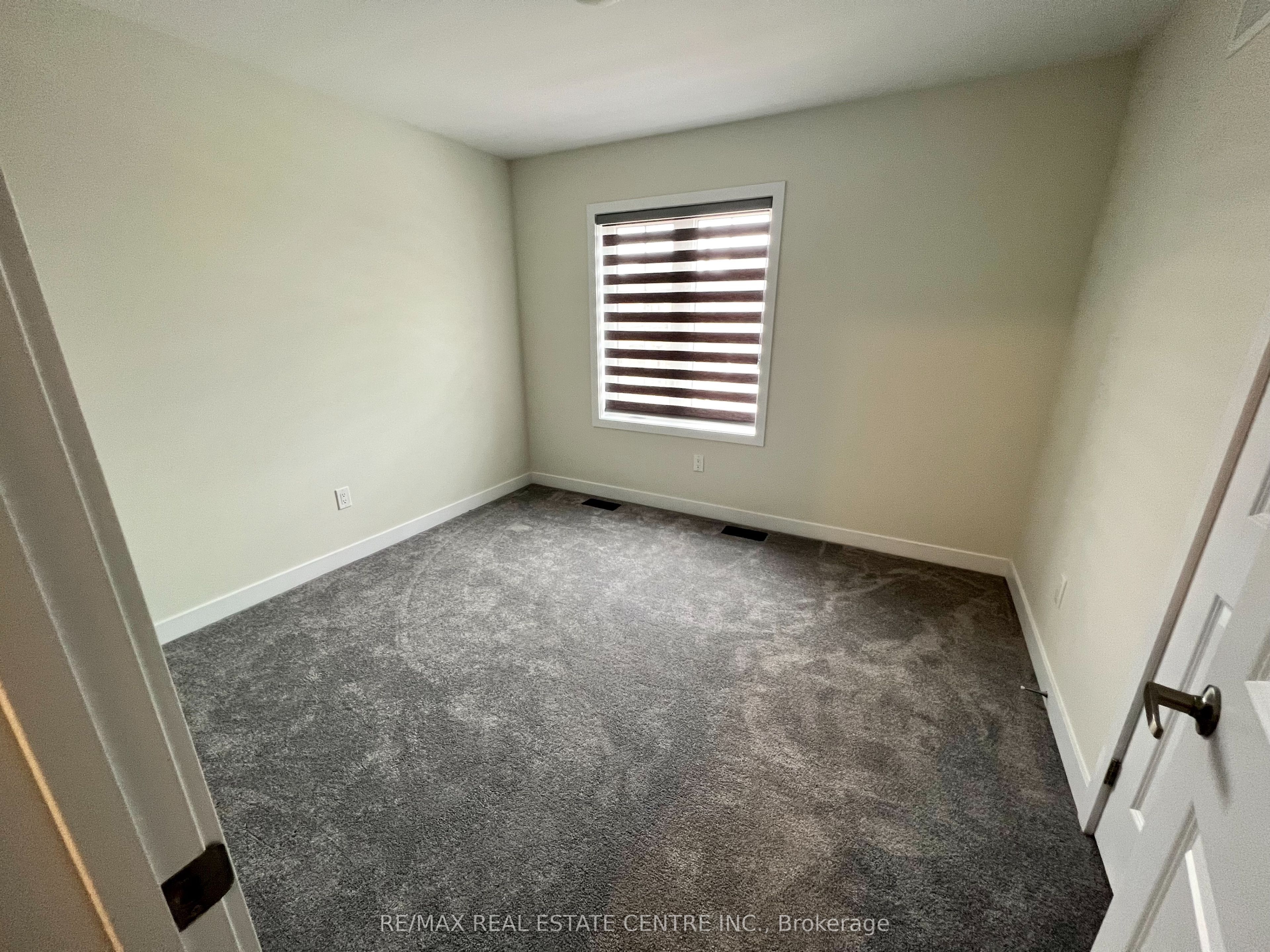 156 Lumb Drive Property Photo 15