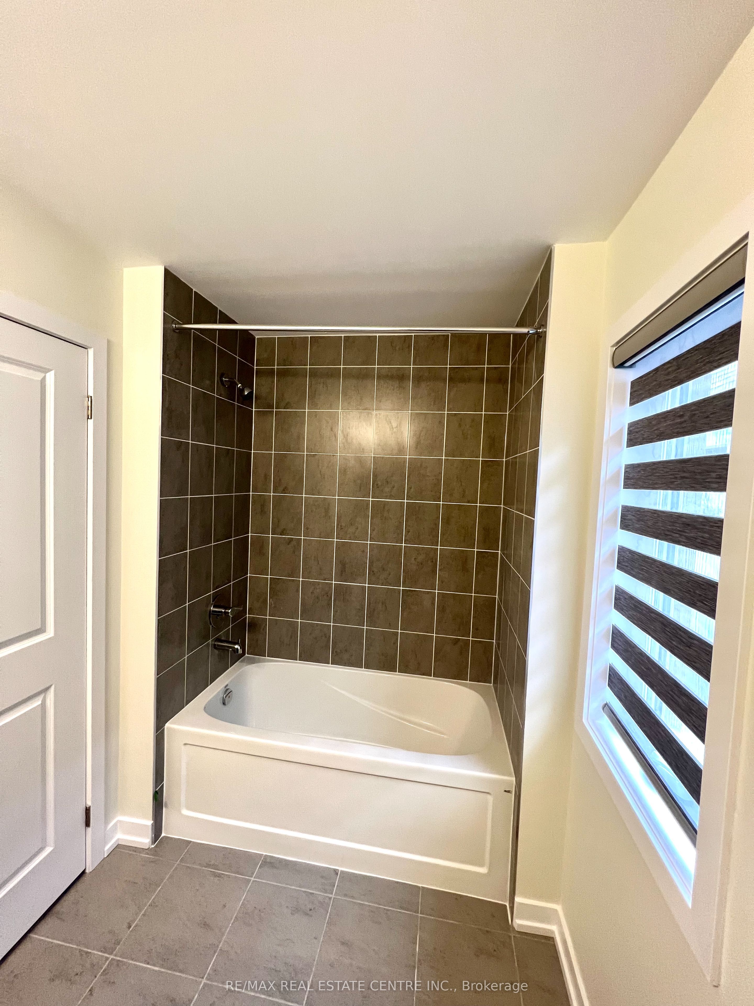 156 Lumb Drive Property Photo 17