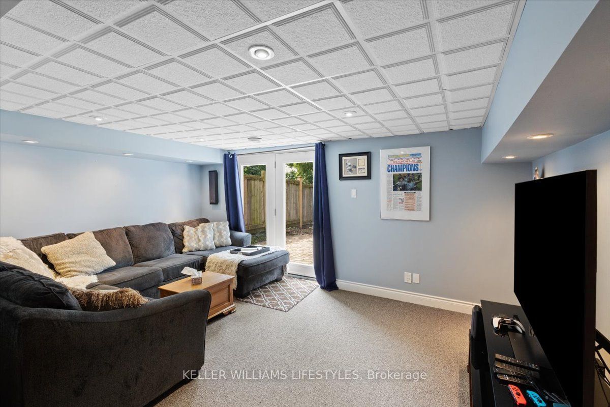 525 Forest Edge Road Property Photo 35