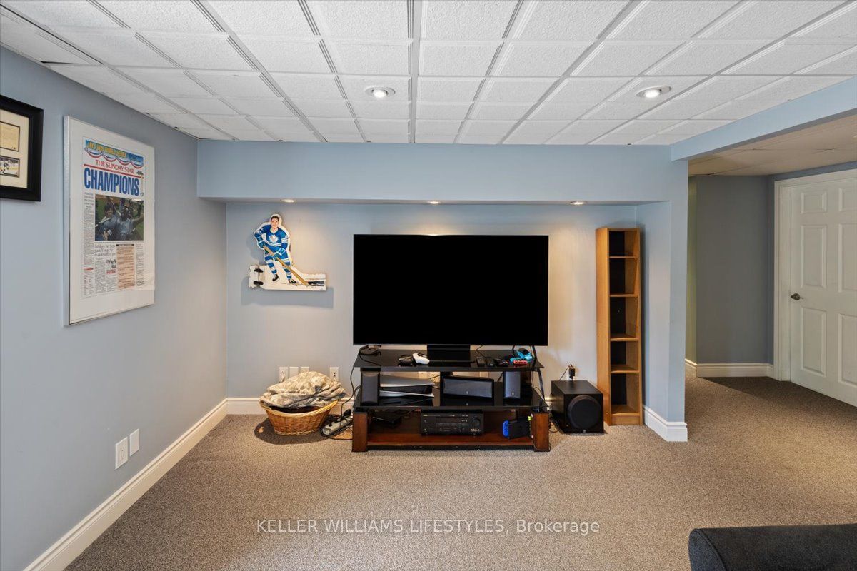 525 Forest Edge Road Property Photo 36