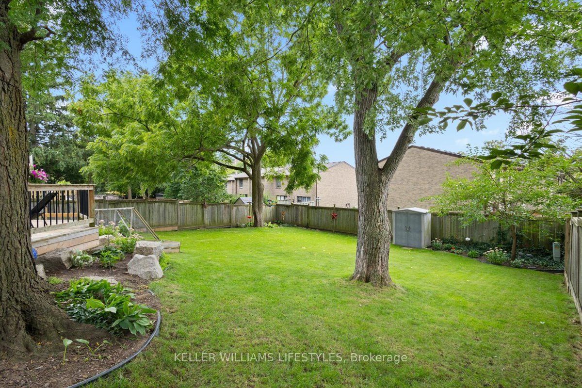 525 Forest Edge Road Property Photo 42