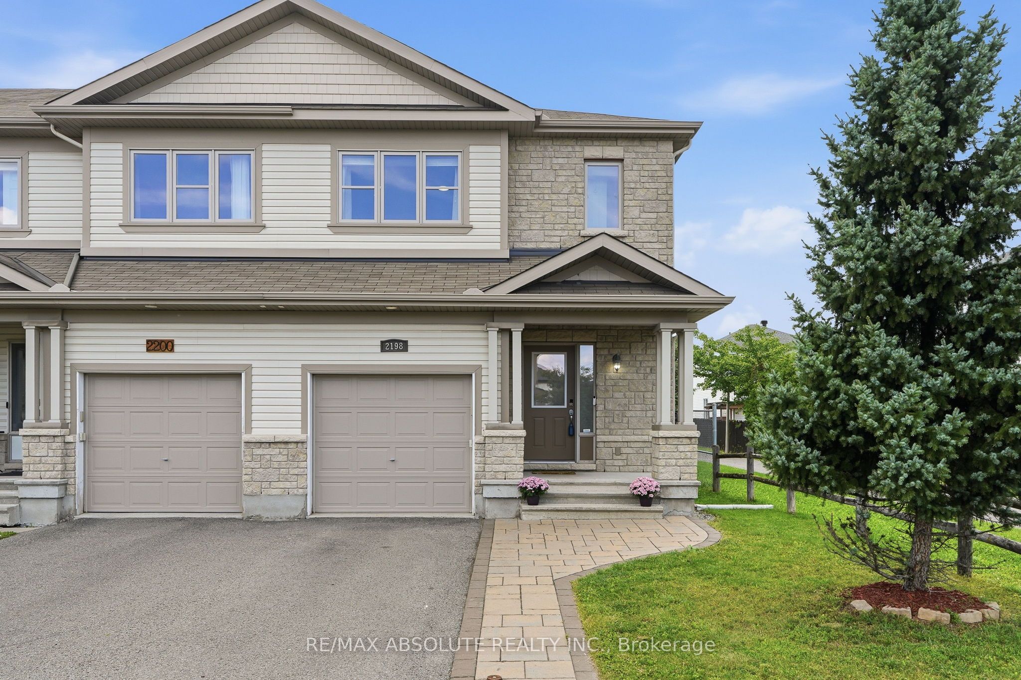 2198 Nantes Street Property Photo 1
