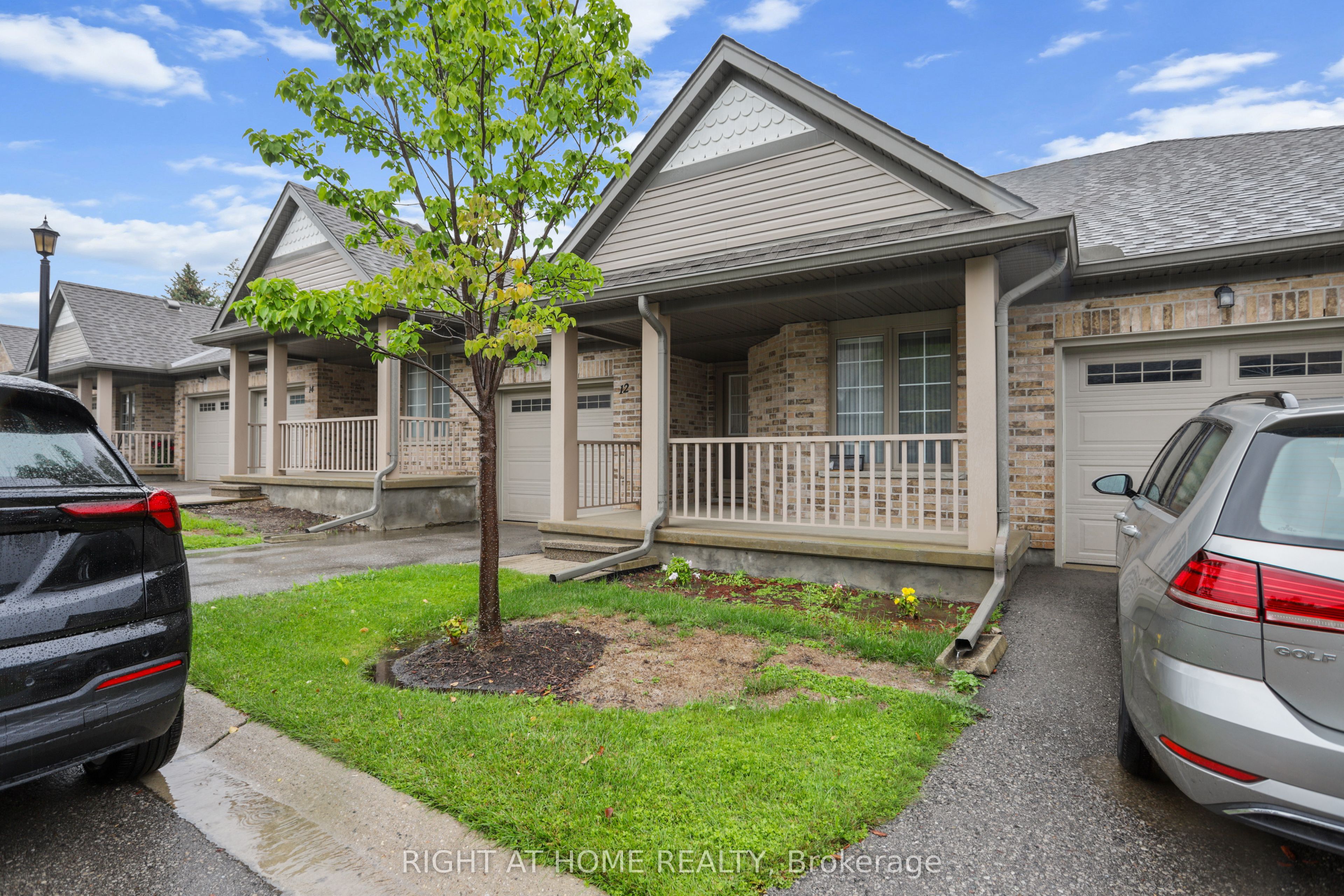 215 North Centre Road 12 Property Photo 1
