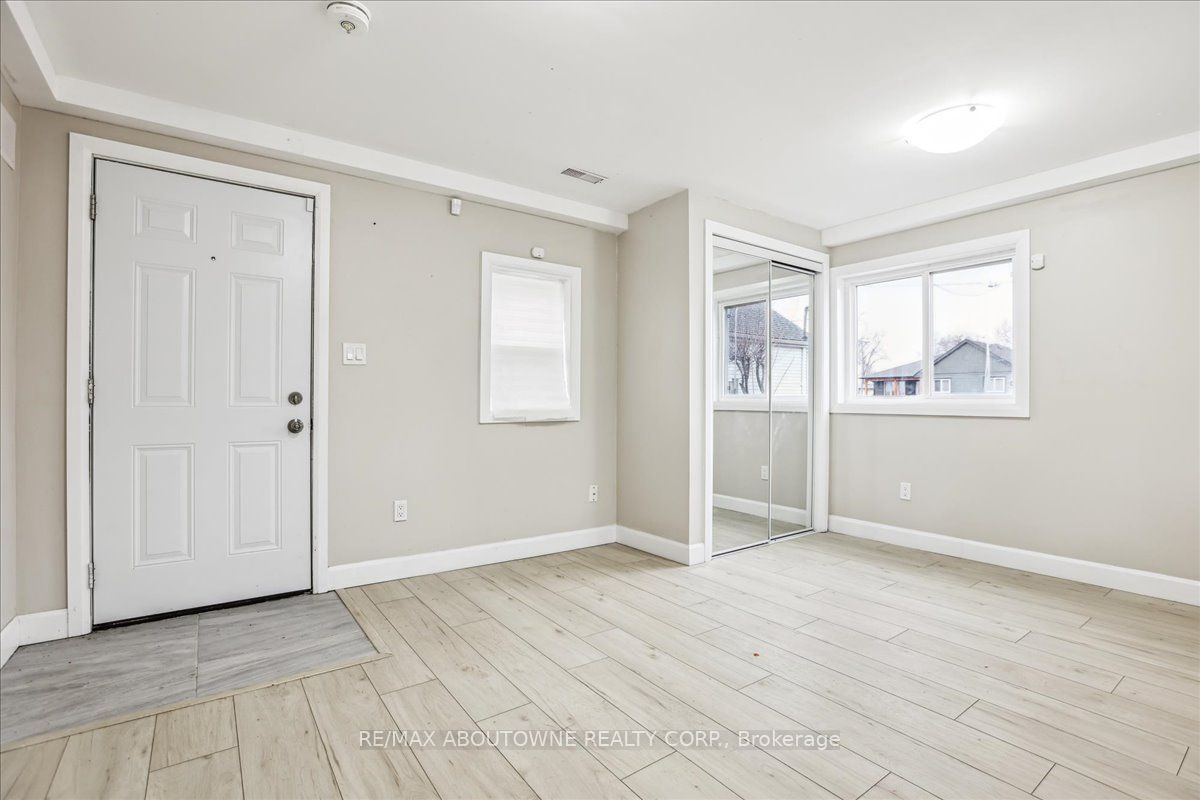 19 Bailey Street Property Photo 3