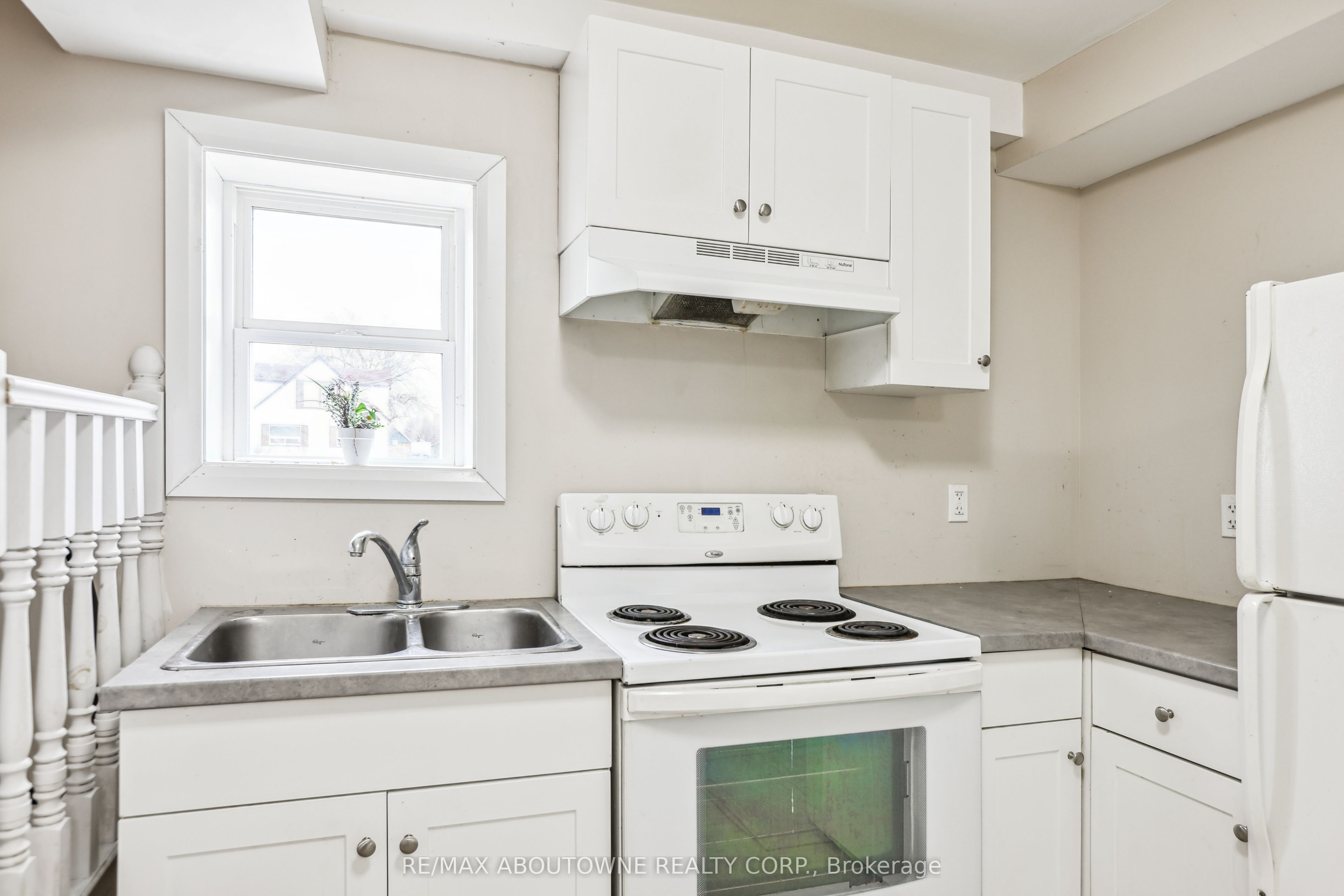 19 Bailey Street Property Photo 15
